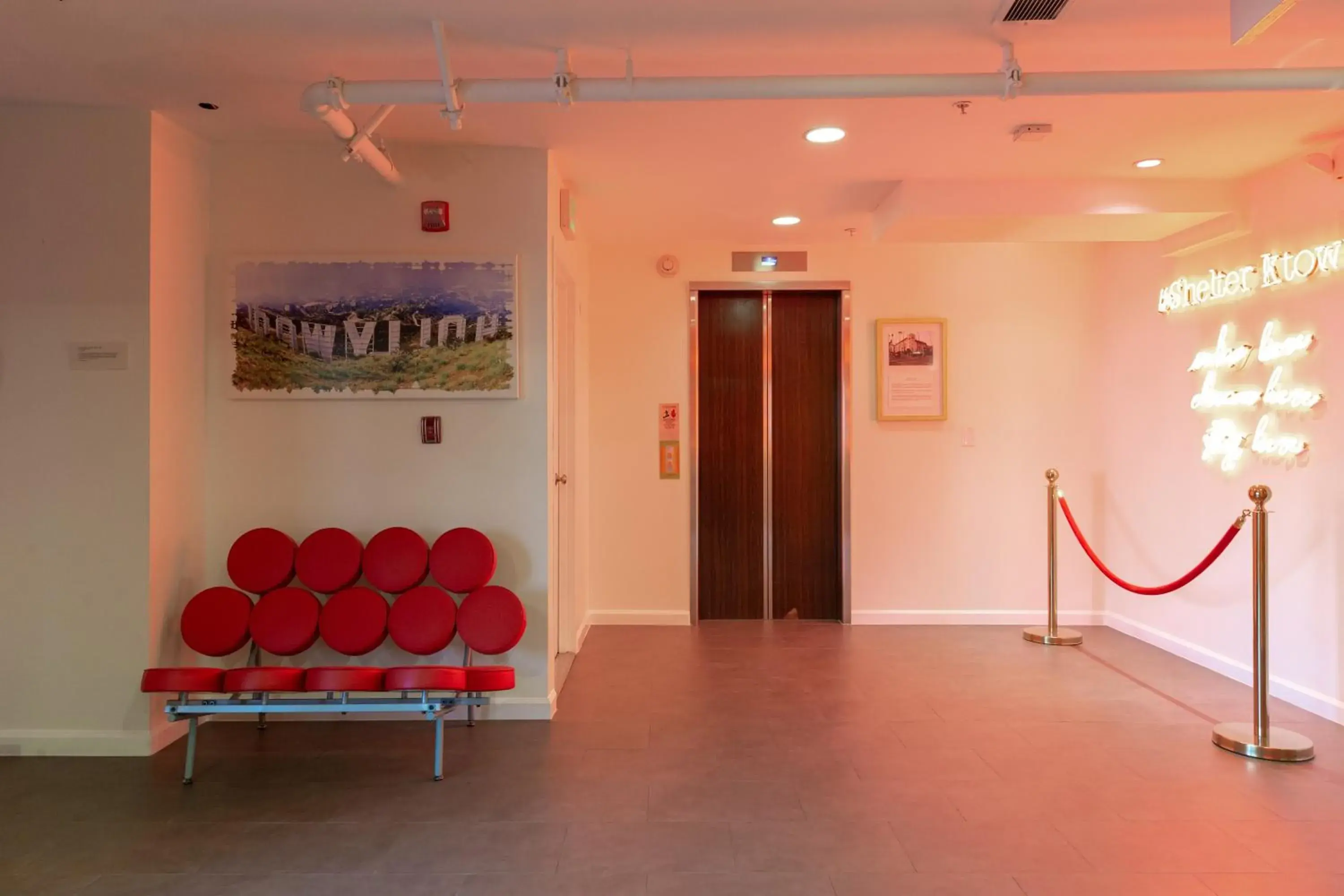 Lobby or reception in Shelter Hotel Los Angeles Lobby or reception in Shelter Hotel Los Angeles