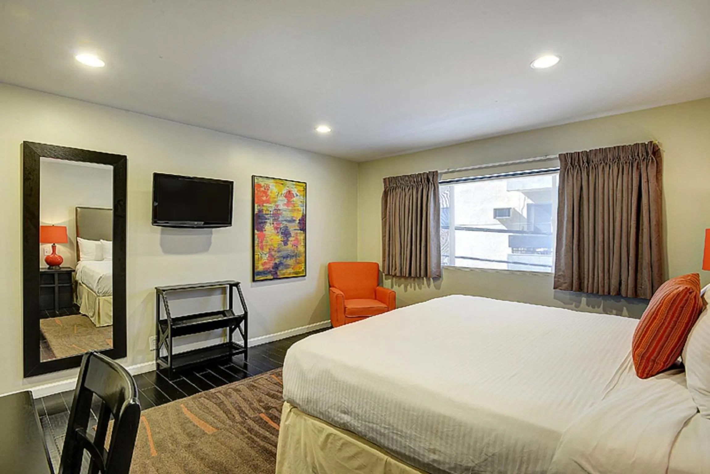 Day in Shelter Hotel Los Angeles