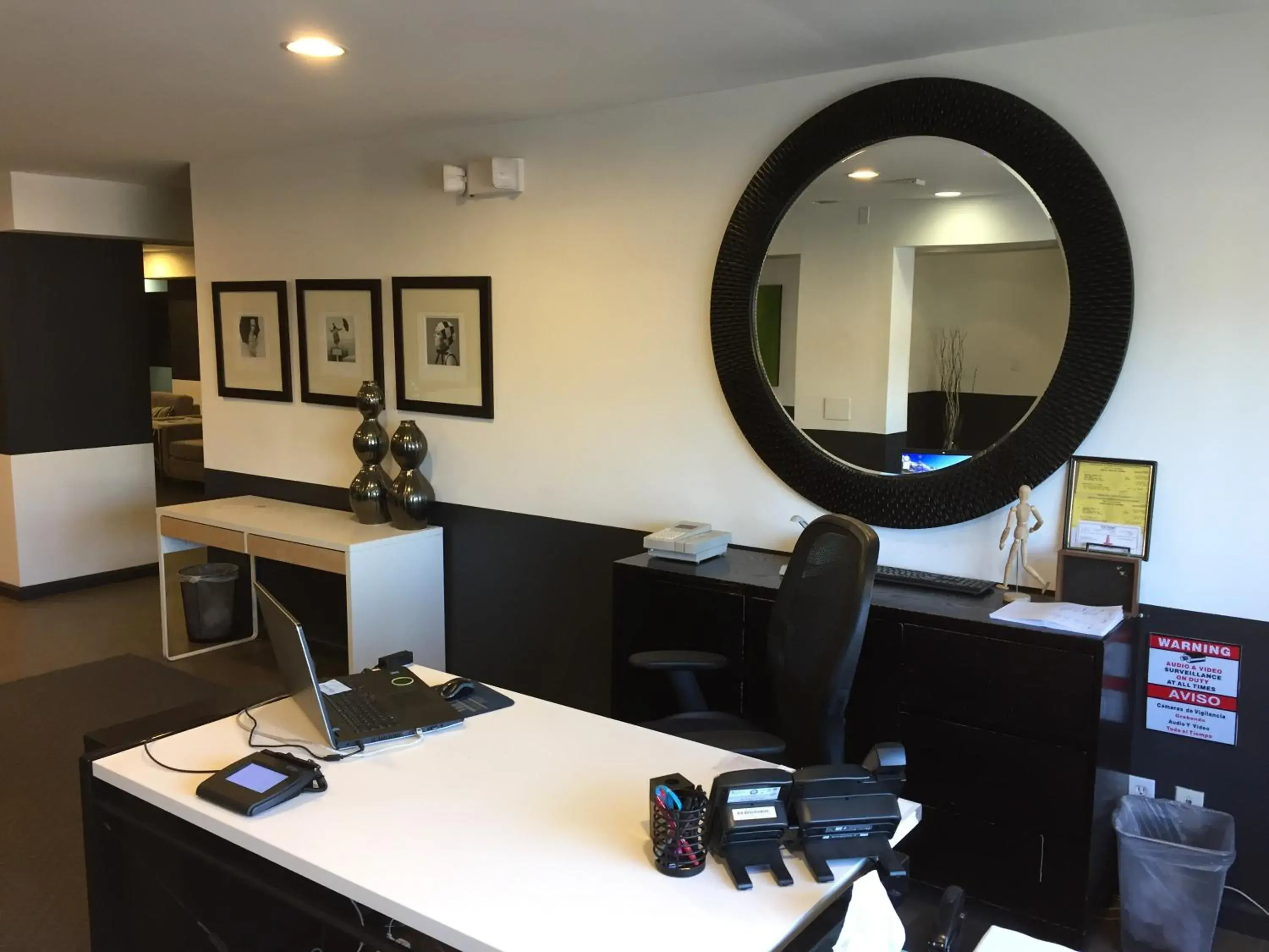 Lobby or reception in Shelter Hotel Los Angeles Lobby or reception in Shelter Hotel Los Angeles