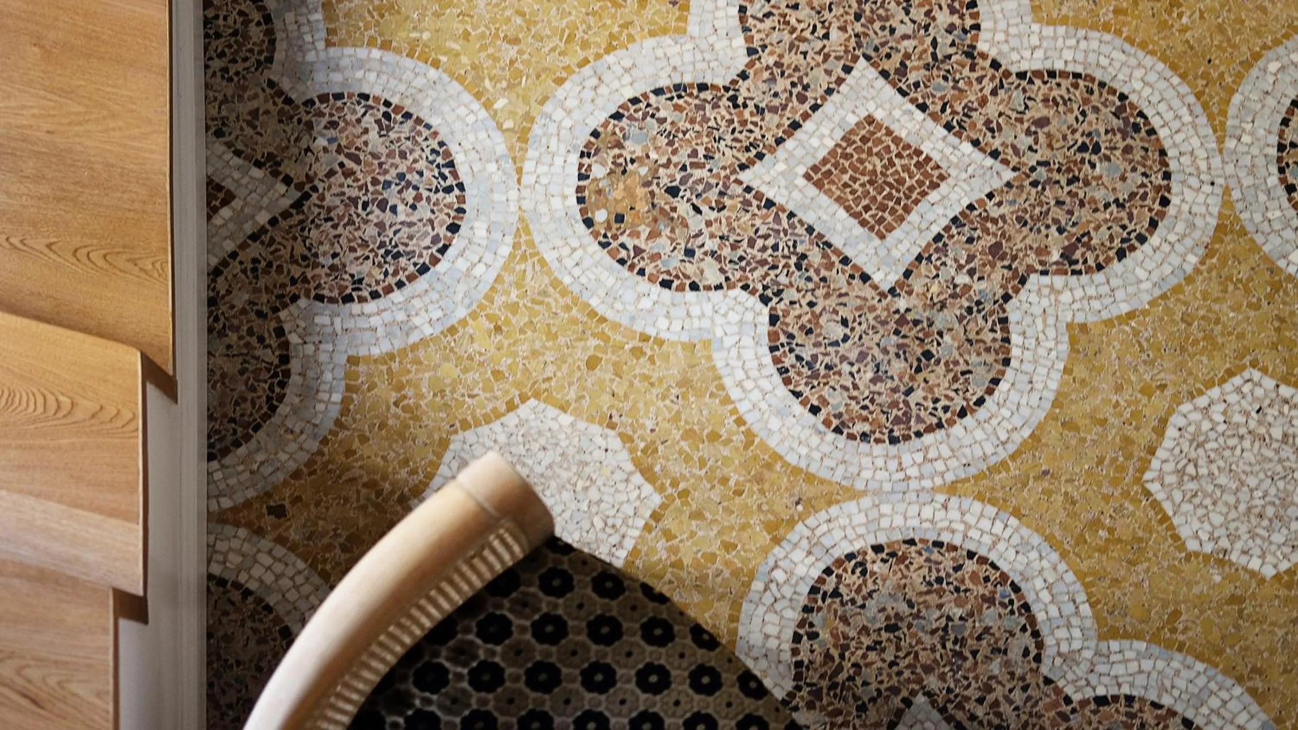 Decorative detail in Nobildonne Relais