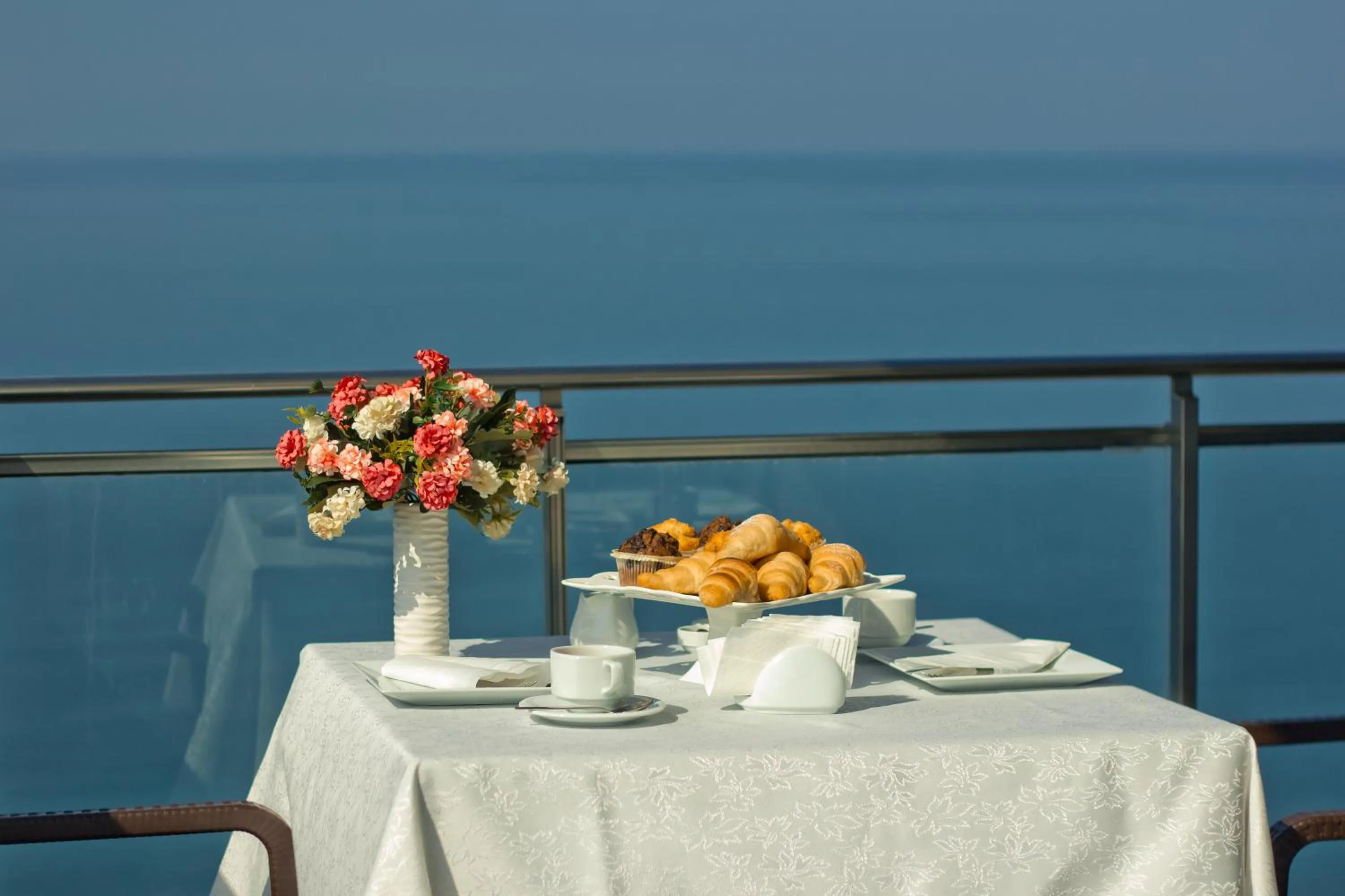 Food and drinks in Sky Inn Batumi