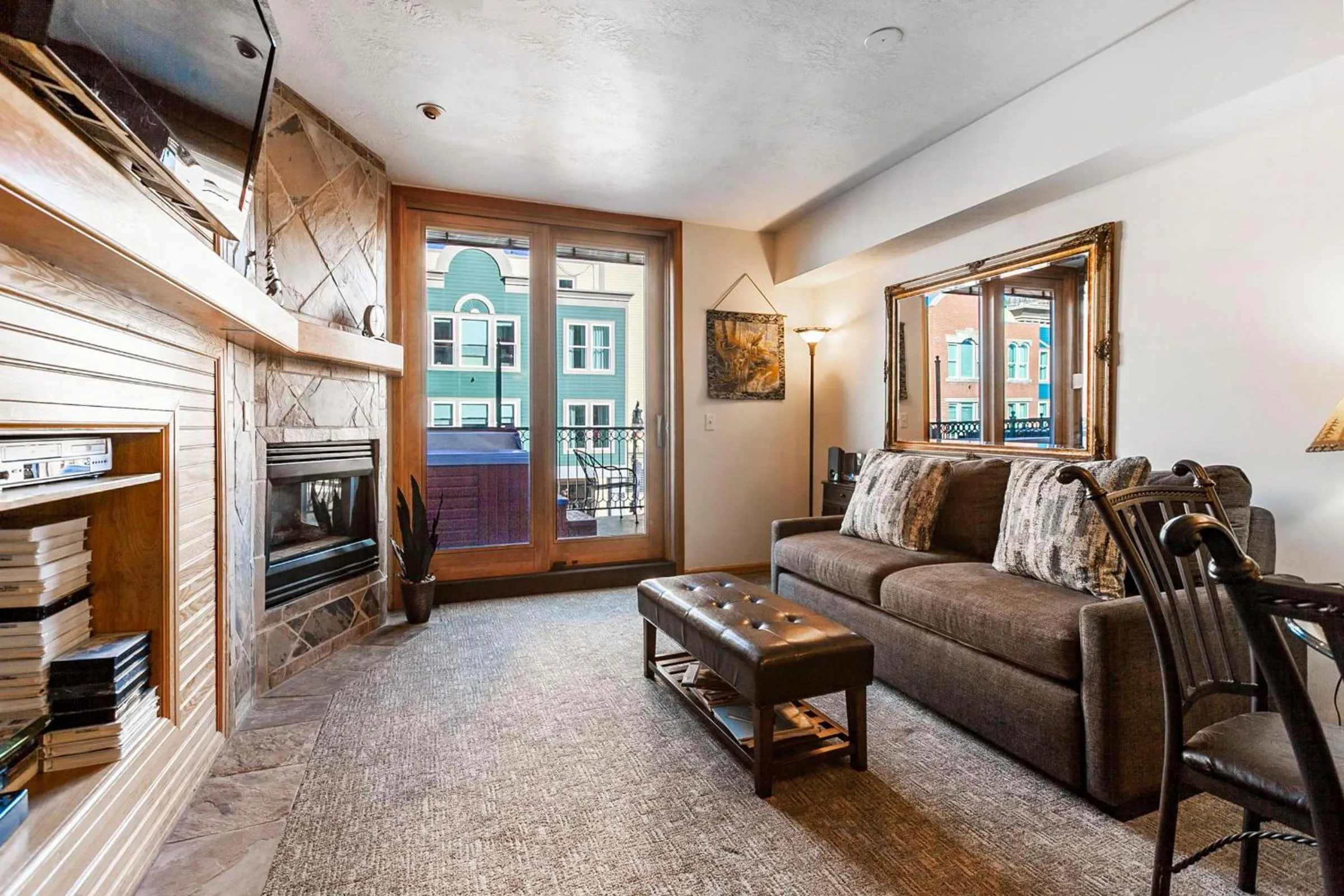 Living room in The Caledonian by All Seasons Resort Lodging