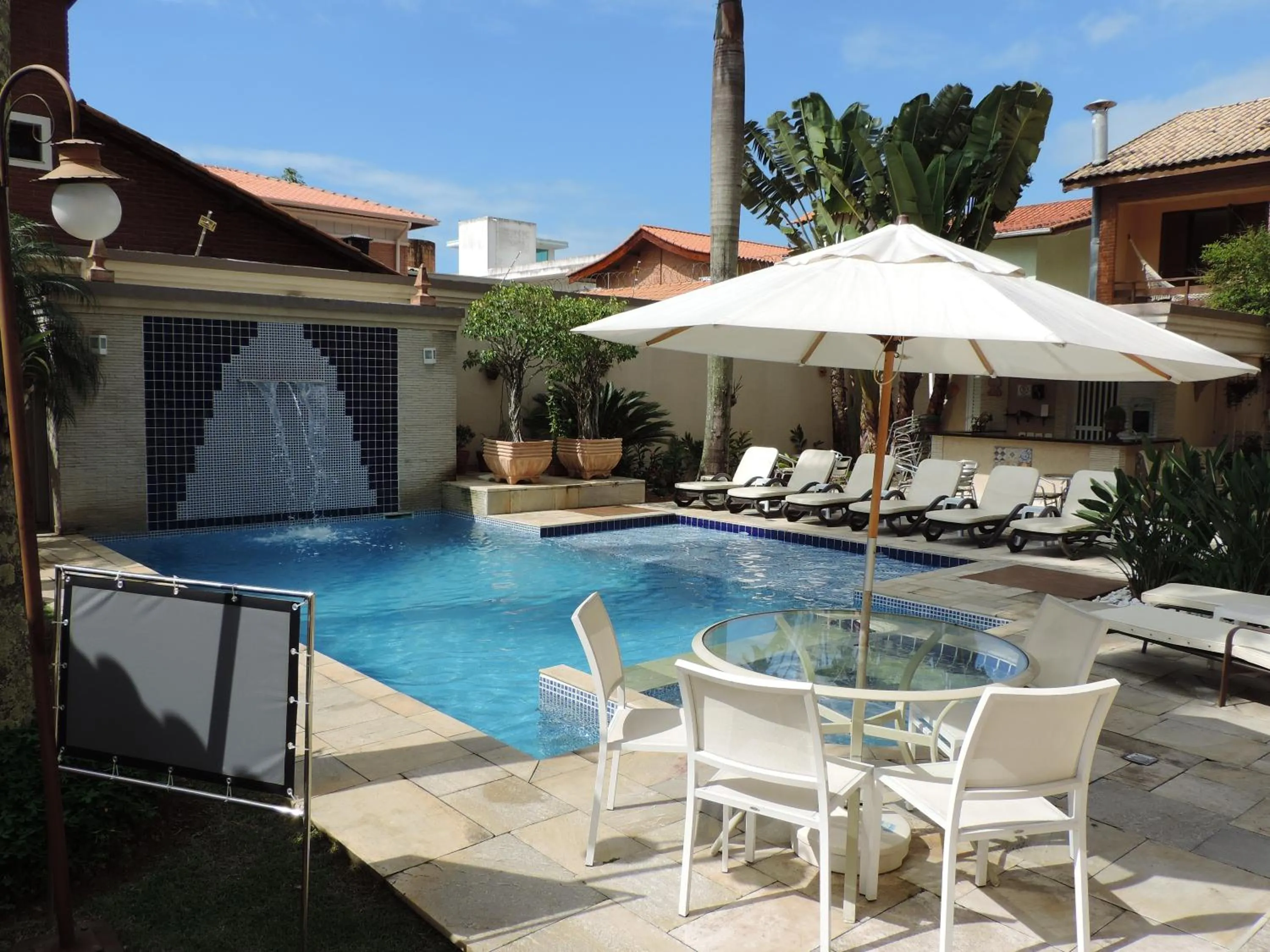 Property building in Hotel Costa Balena-Piscina Aquecida Coberta