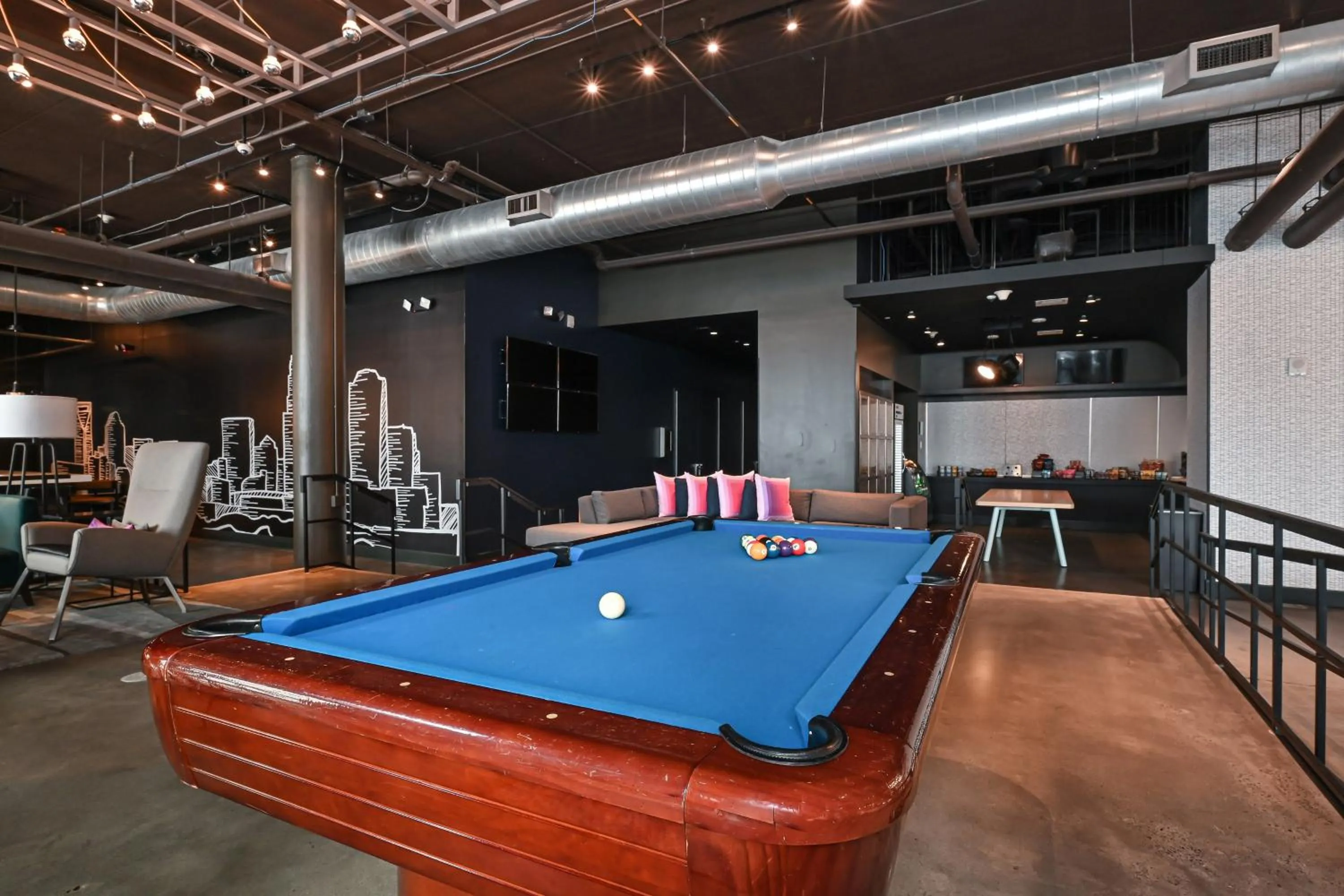 Swimming pool in Aloft Charlotte City Center