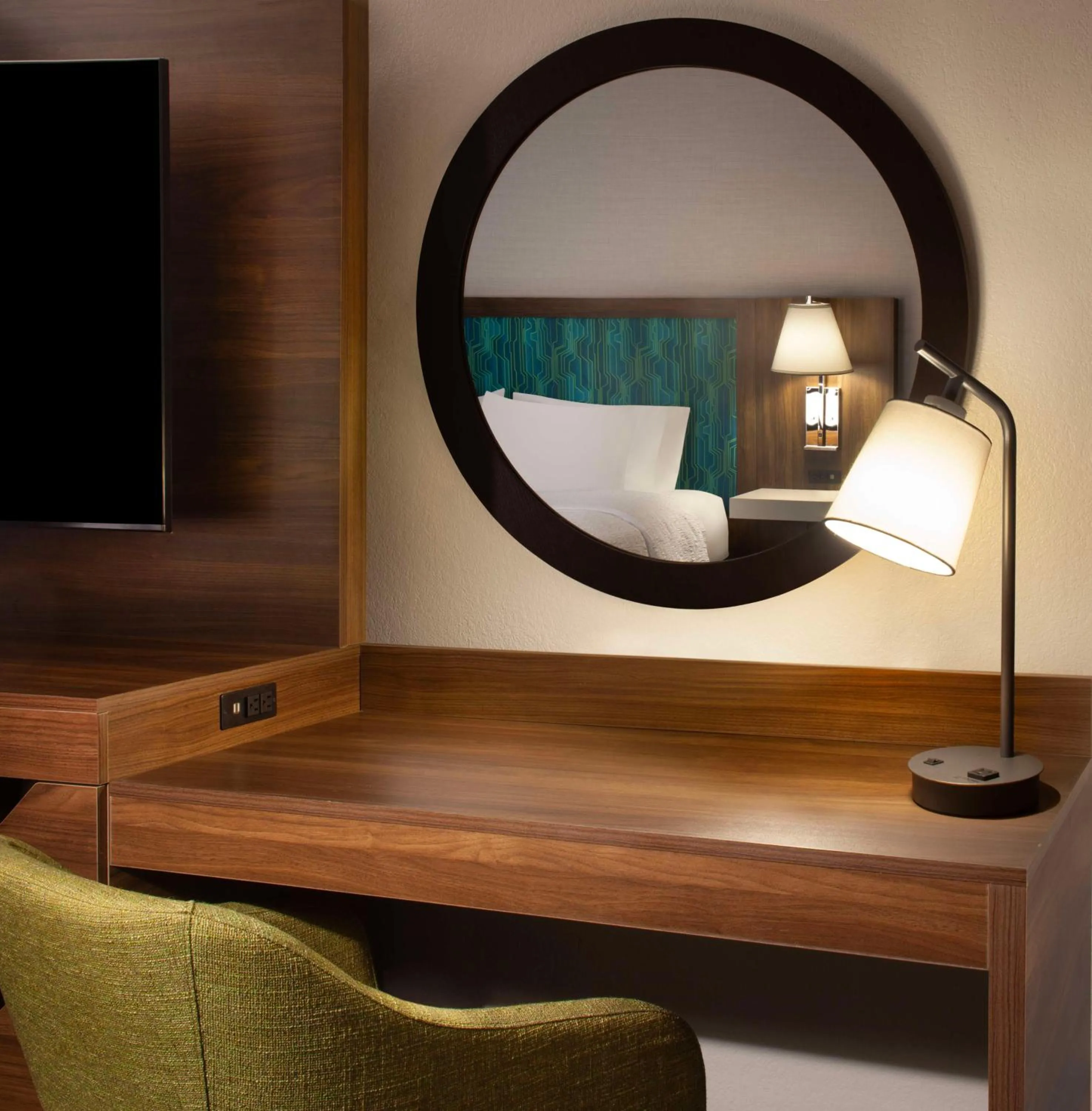 Bedroom in Hampton Inn Athens