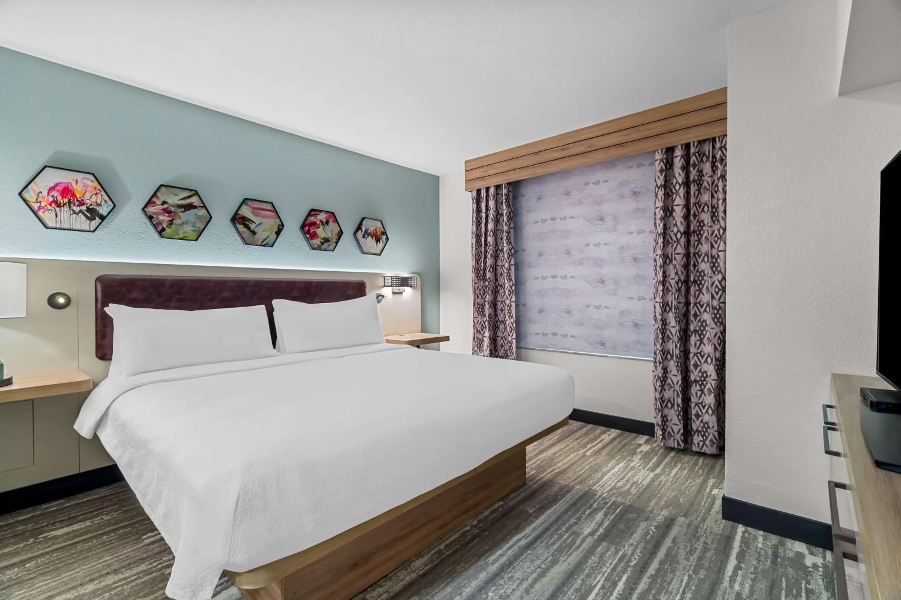 Bed in Hilton Garden Inn Cartersville