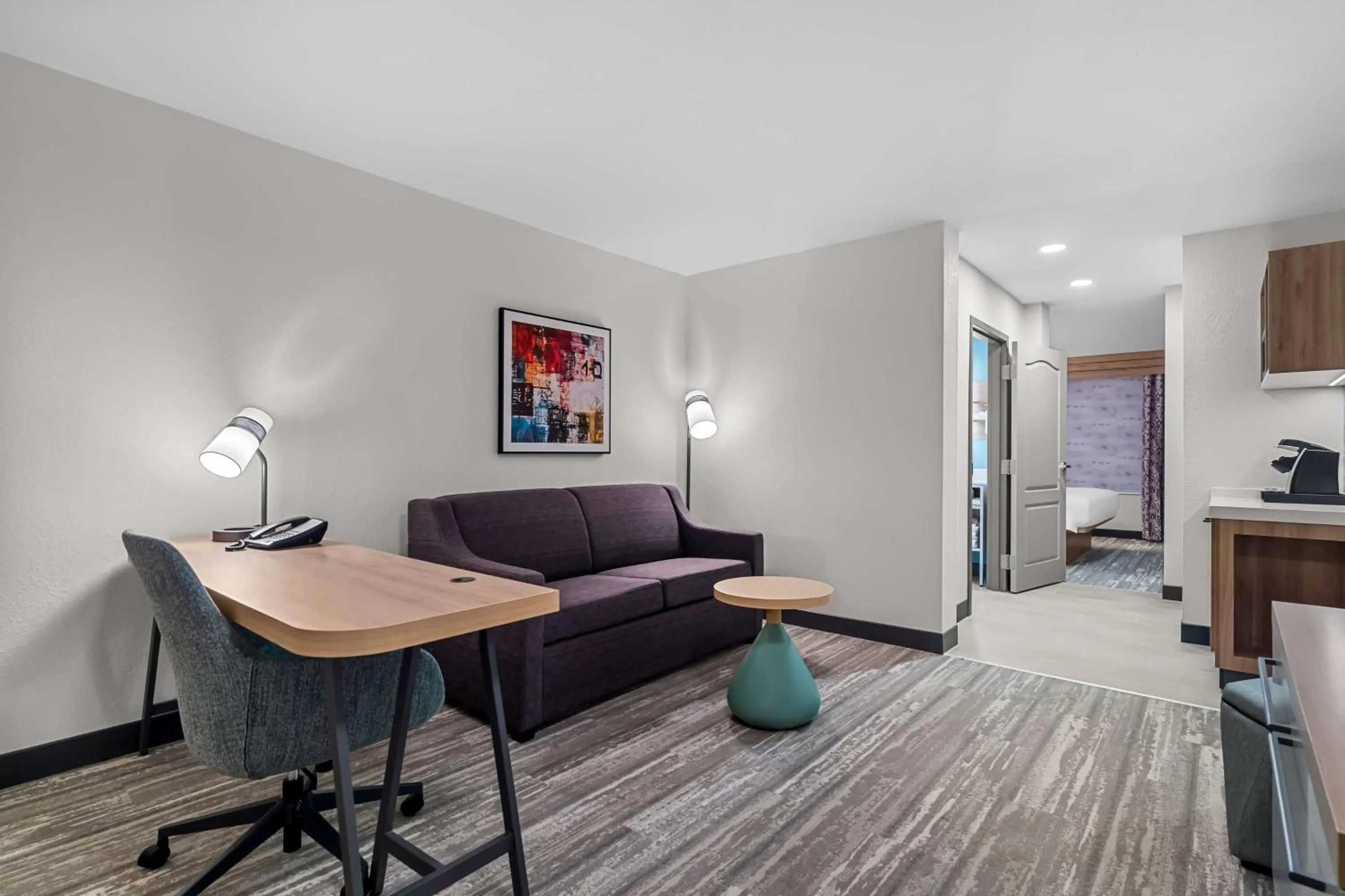 Bedroom, Bed in Hilton Garden Inn Cartersville