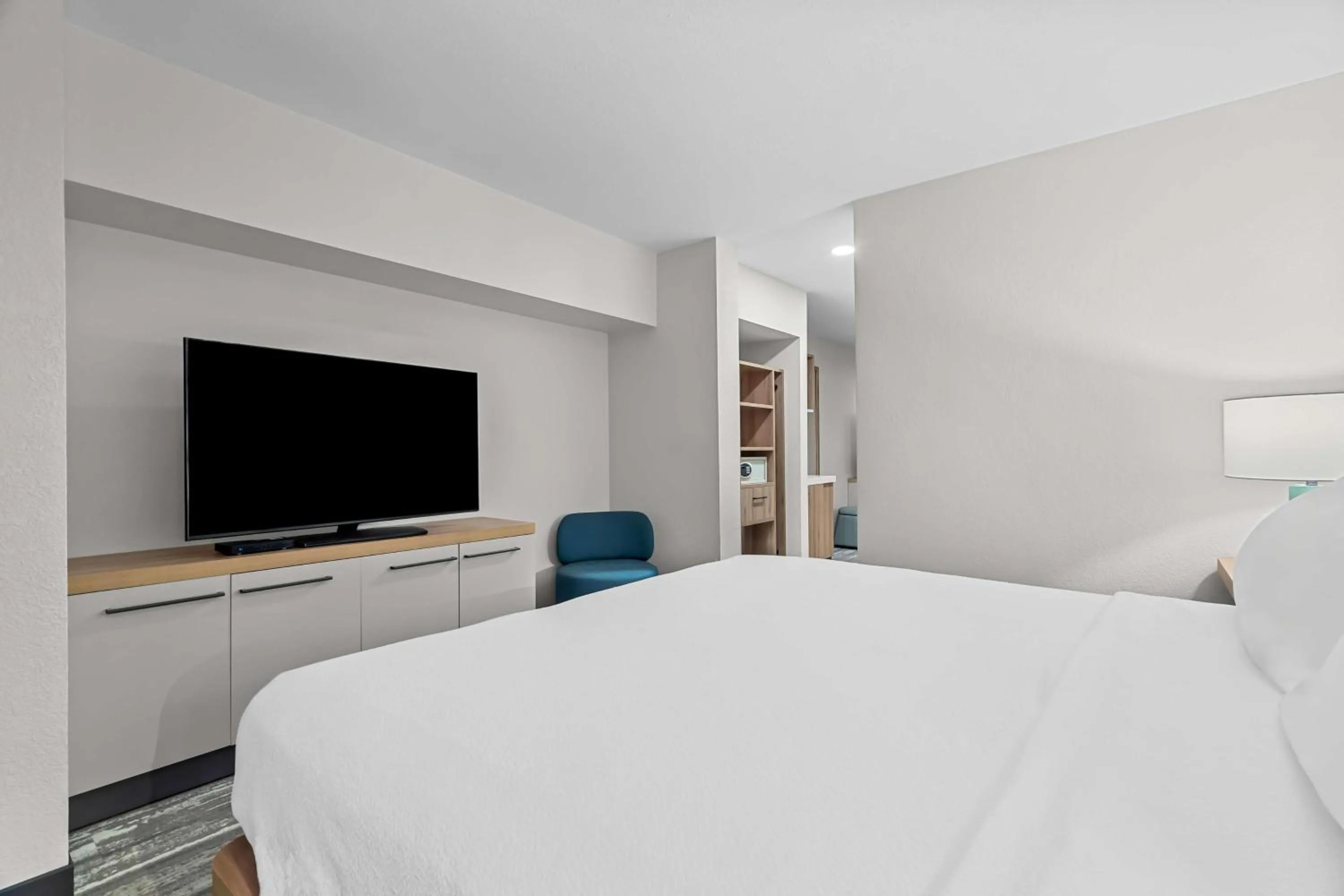 Bed in Hilton Garden Inn Cartersville