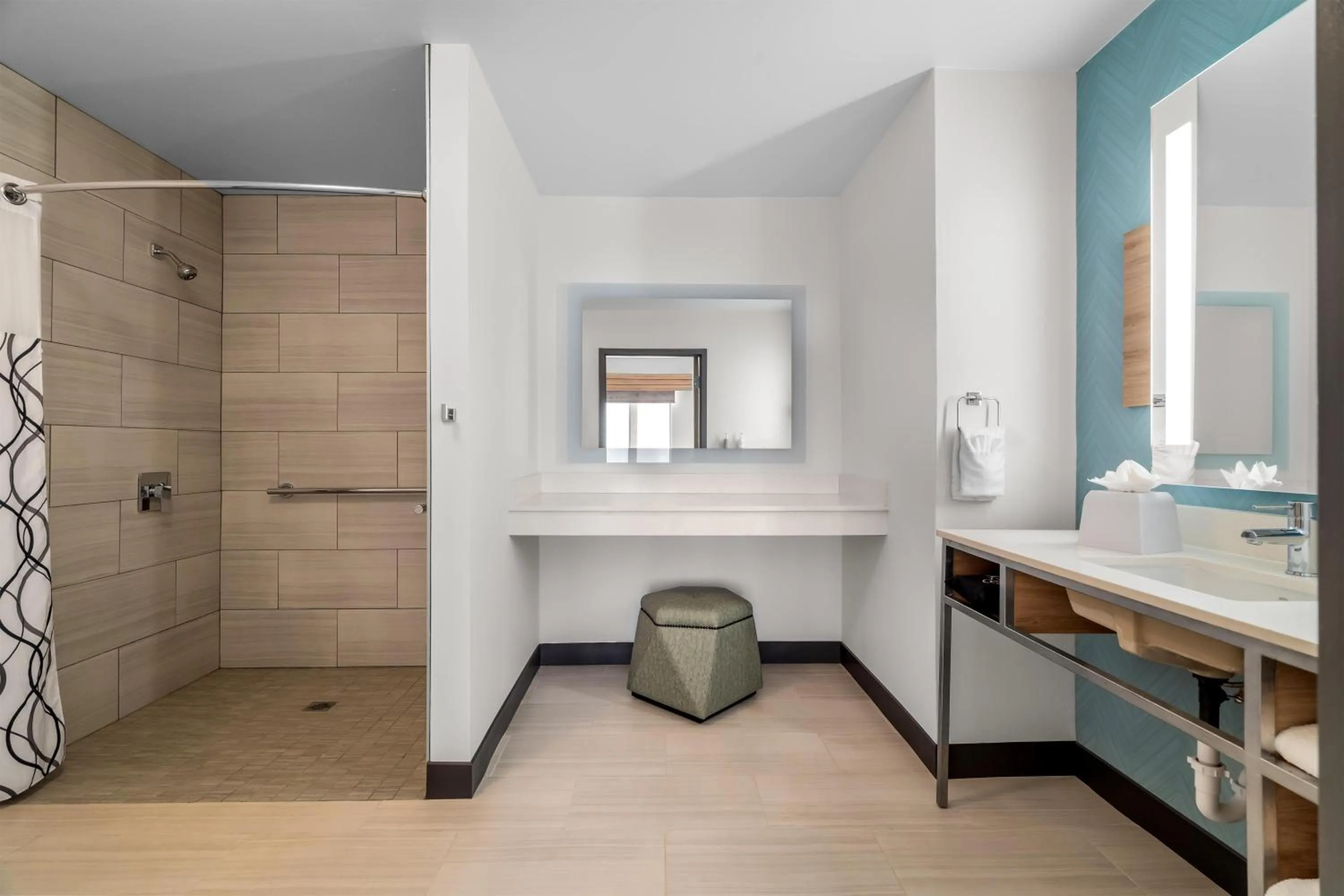 Bathroom in Hilton Garden Inn Cartersville