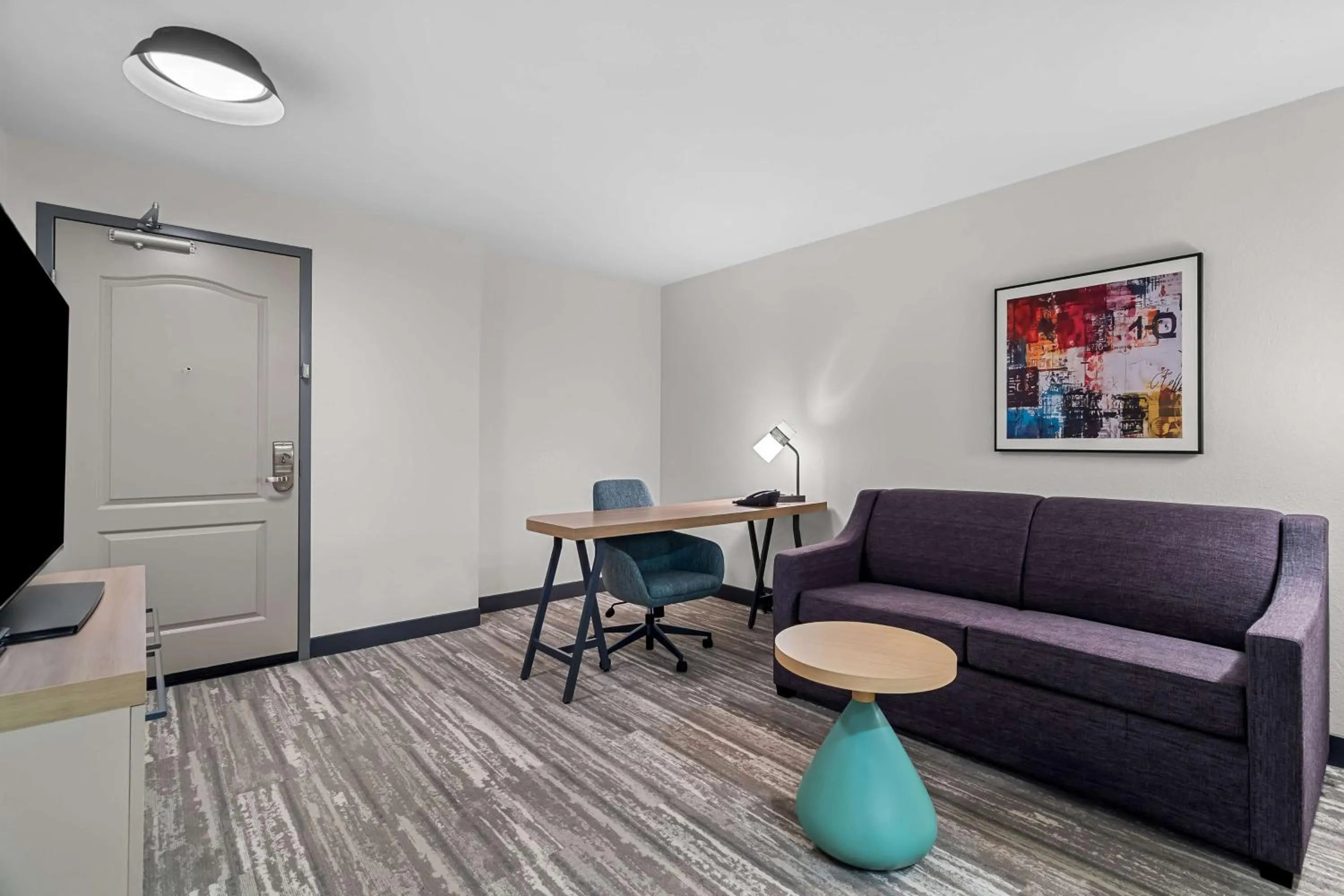 Bedroom in Hilton Garden Inn Cartersville