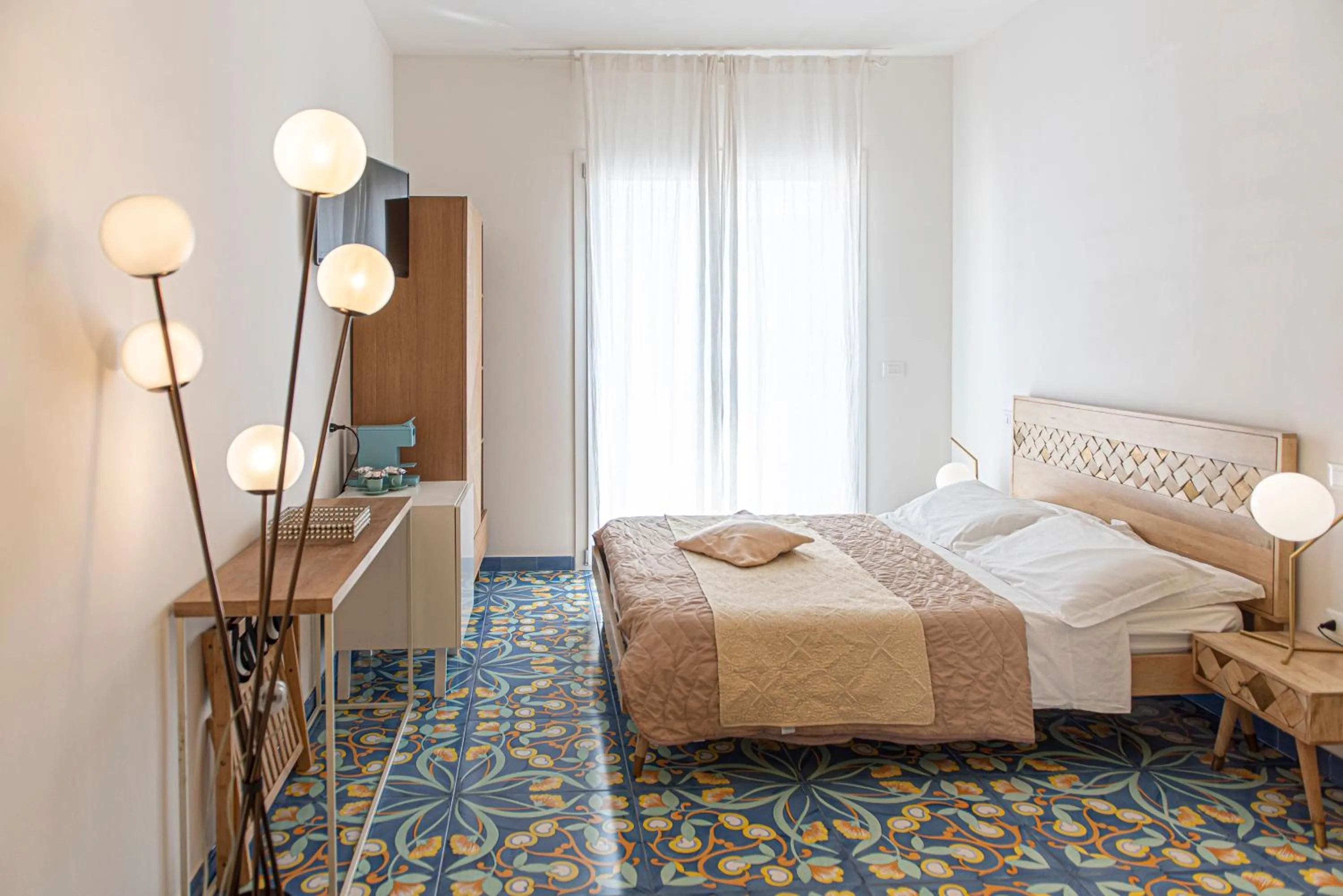 Bed in B&B Le Bateau Bleu Adults Only 12 plus