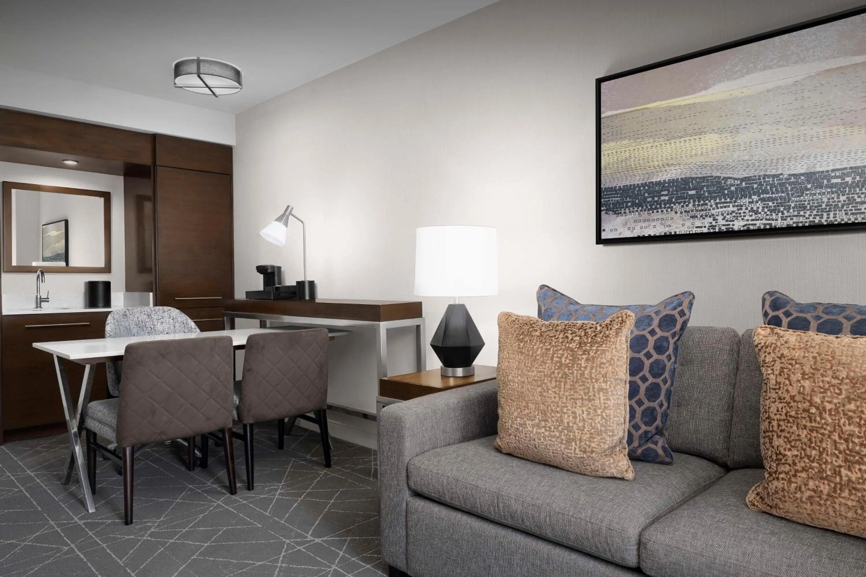 Living room in Embassy Suites Atlanta - Kennesaw Town Center