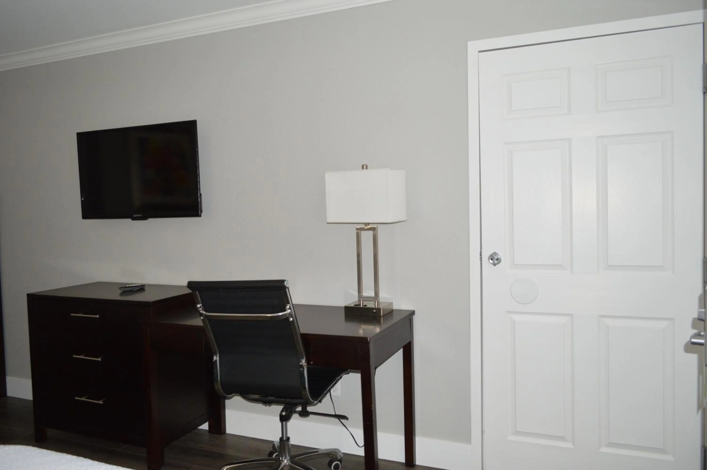 Bedroom in Fairview Inn & Suites