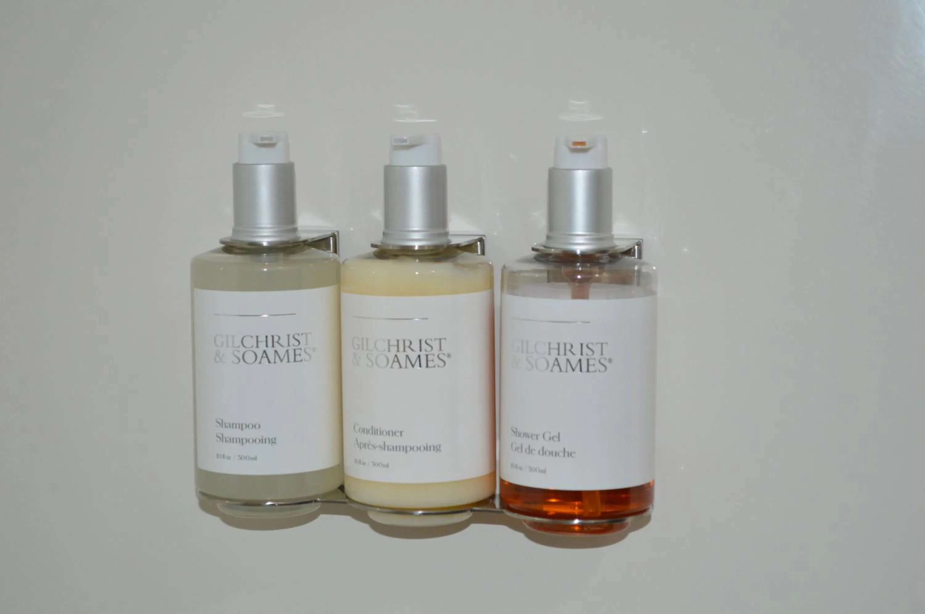 Bathroom in Fairview Inn & Suites