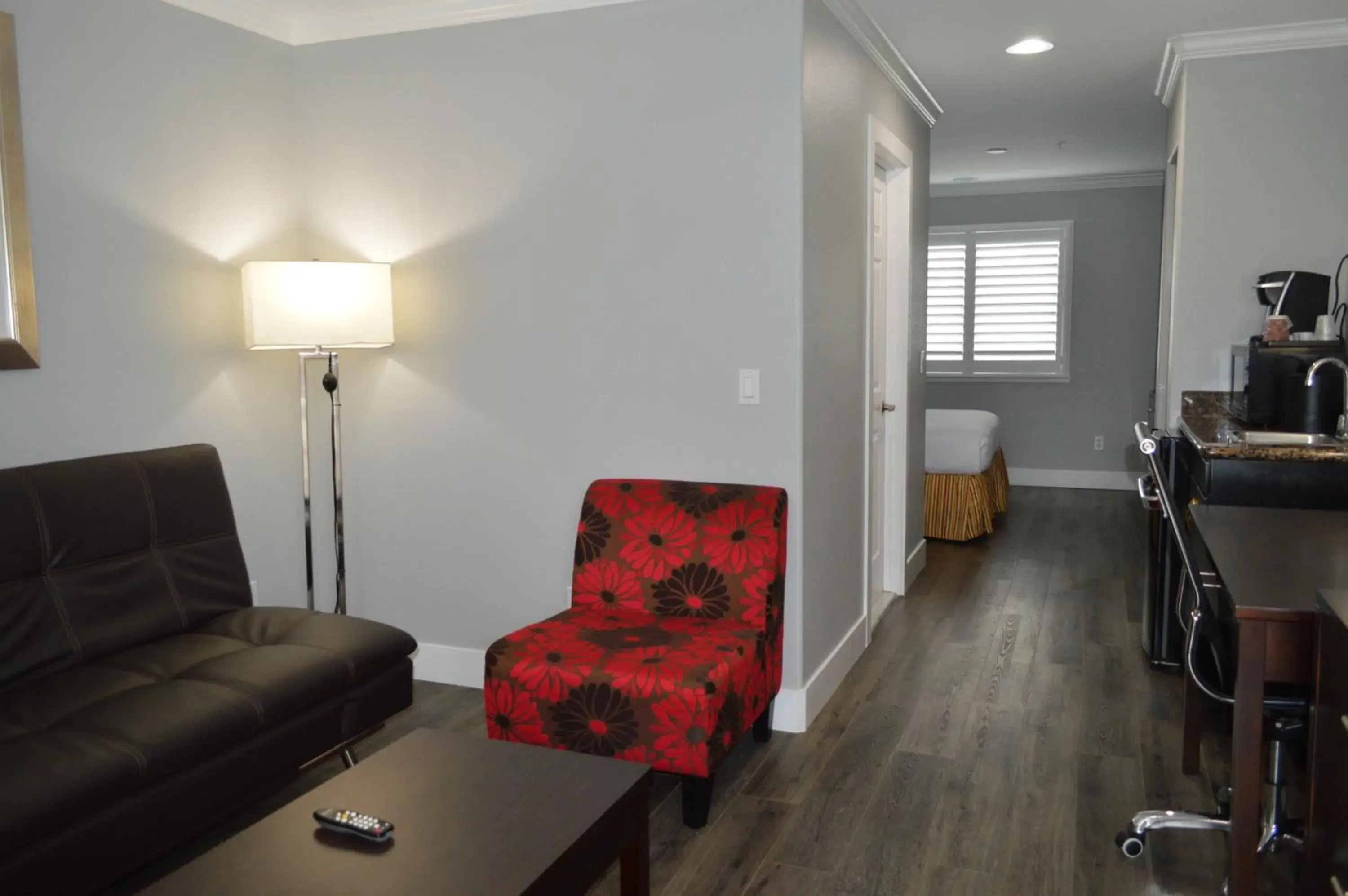 Seating area in Fairview Inn & Suites Seating area in Fairview Inn & Suites