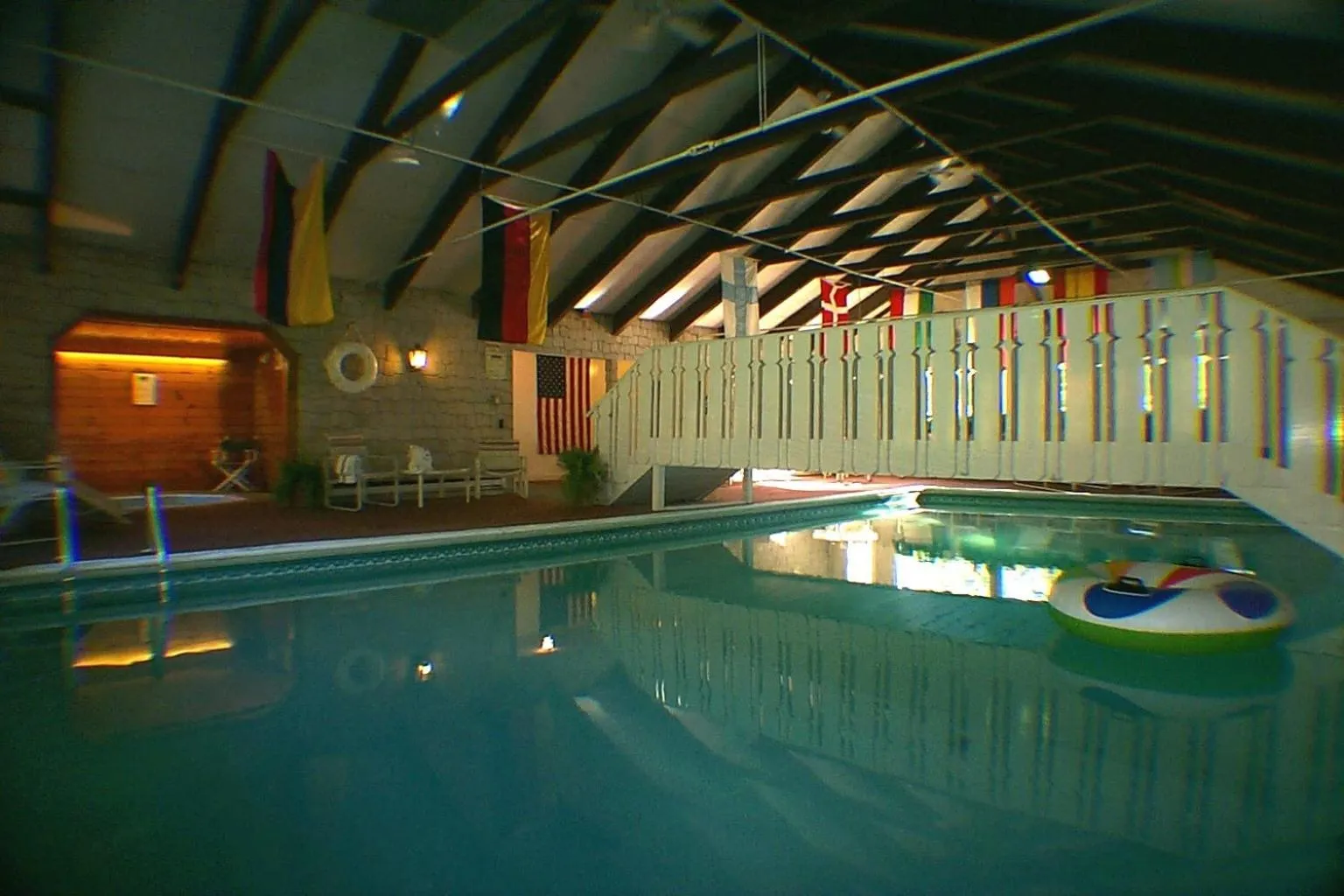 Swimming pool in Northern Lights Lodge