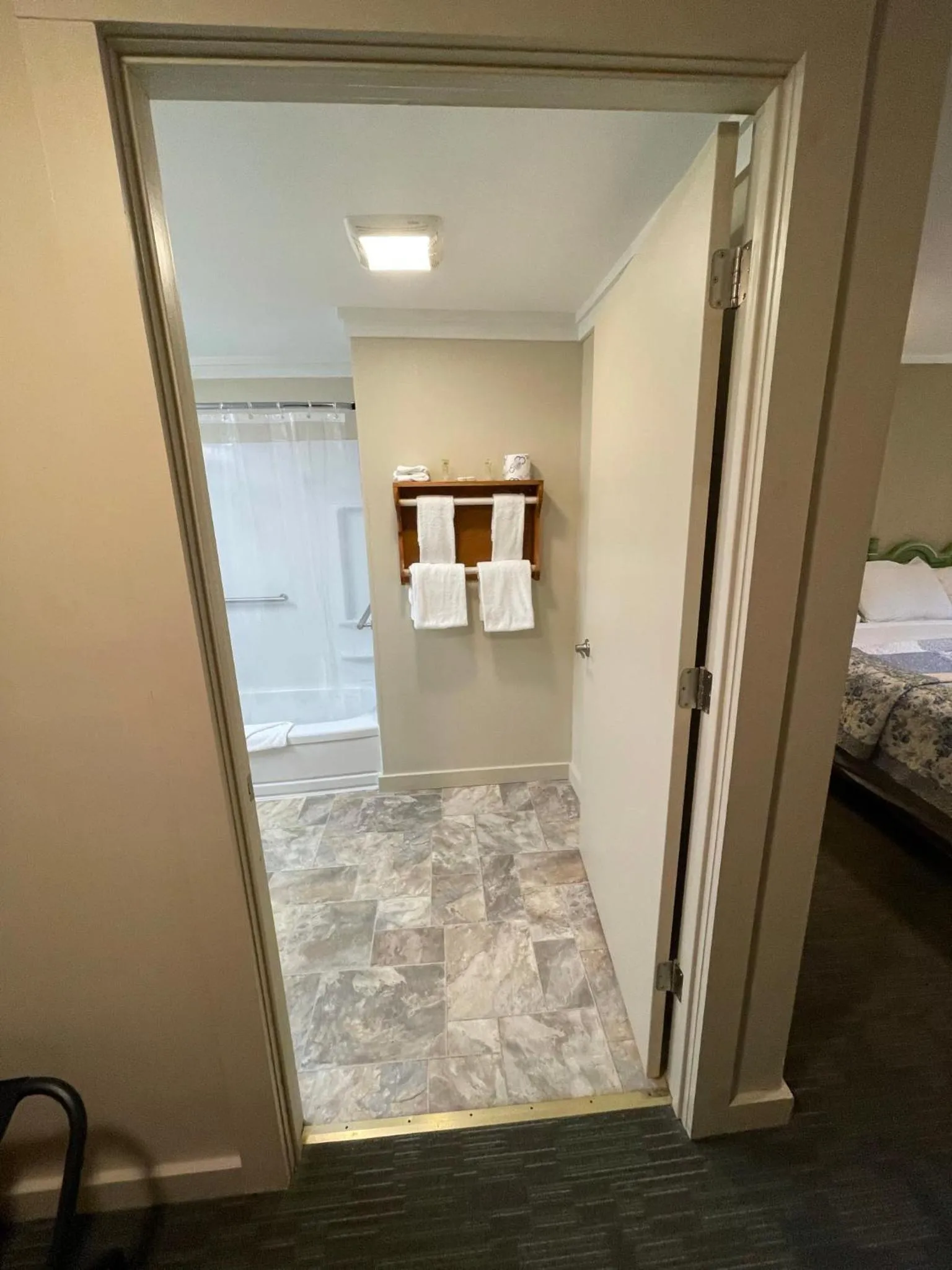 Bed in Northern Lights Lodge