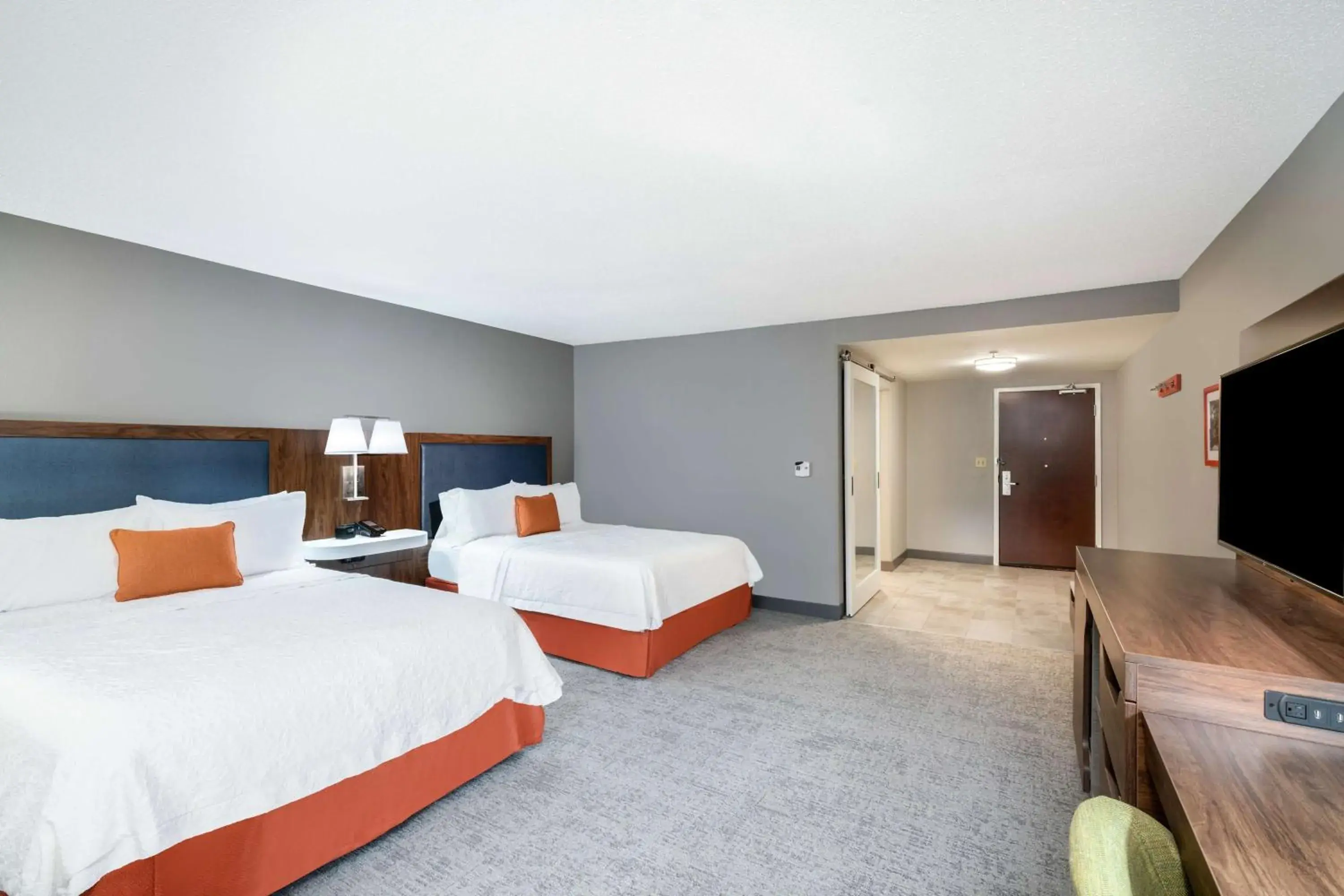 Queen Room with Two Queen Beds - Mobility and Hearing Access/Non-Smoking in Hampton Inn & Suites Opelika-I-85 Auburn Area Queen Room with Two Queen Beds - Mobility and Hearing Access/Non-Smoking in Hampton Inn & Suites Opelika-I-85 Auburn Area