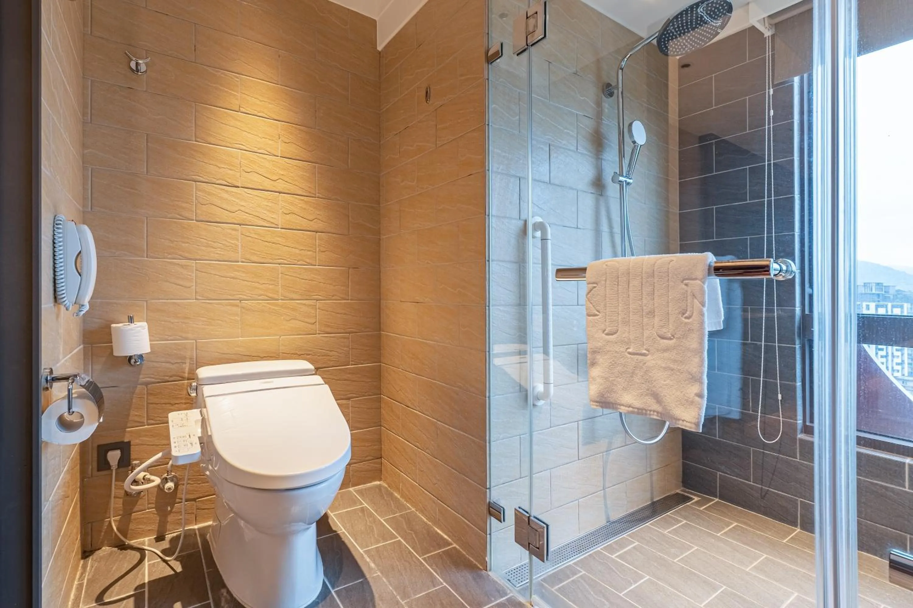 Bathroom in Kilin Hotel, JiaoXi