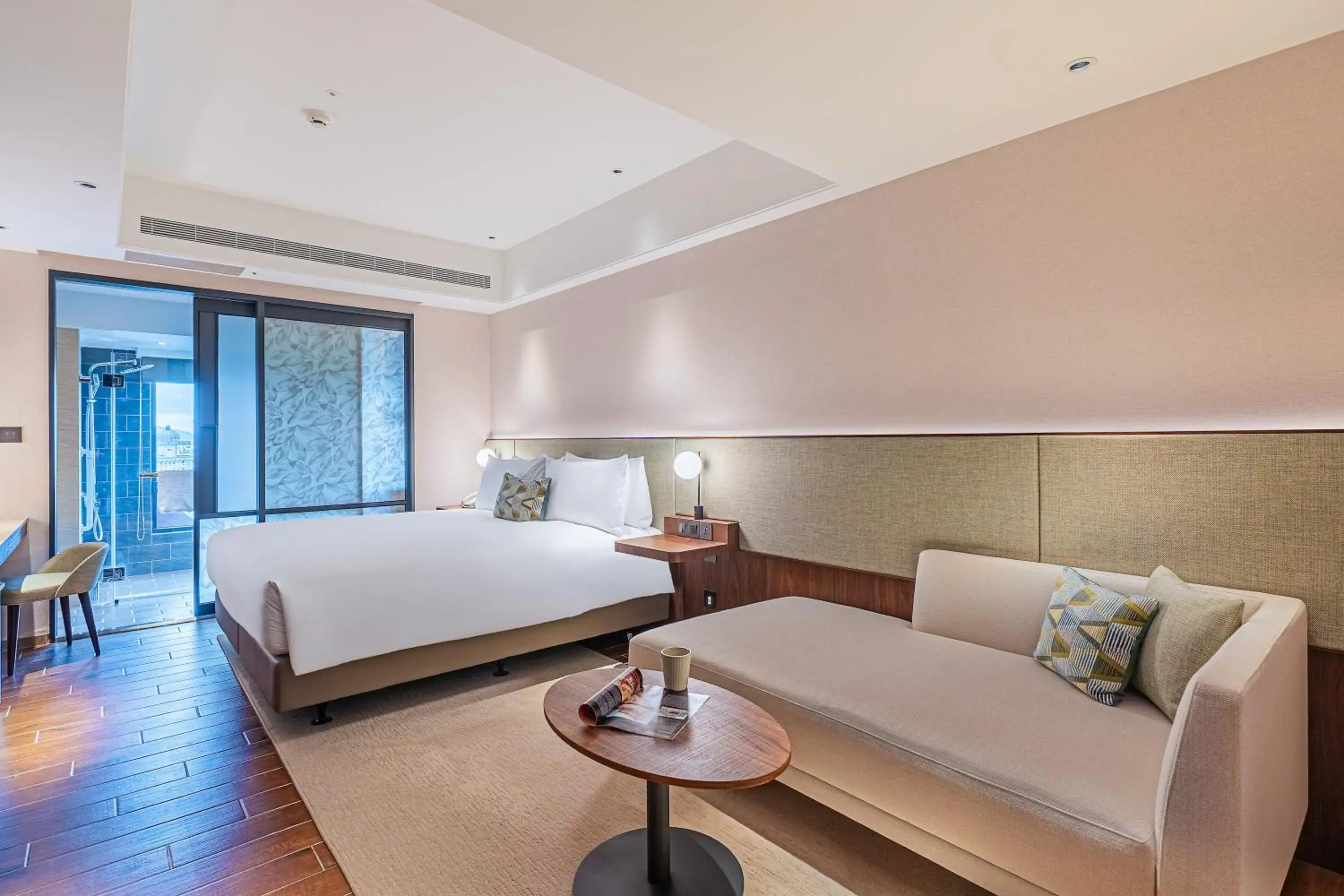 Photo of the whole room, Bed in Kilin Hotel, JiaoXi Photo of the whole room, Bed in Kilin Hotel, JiaoXi