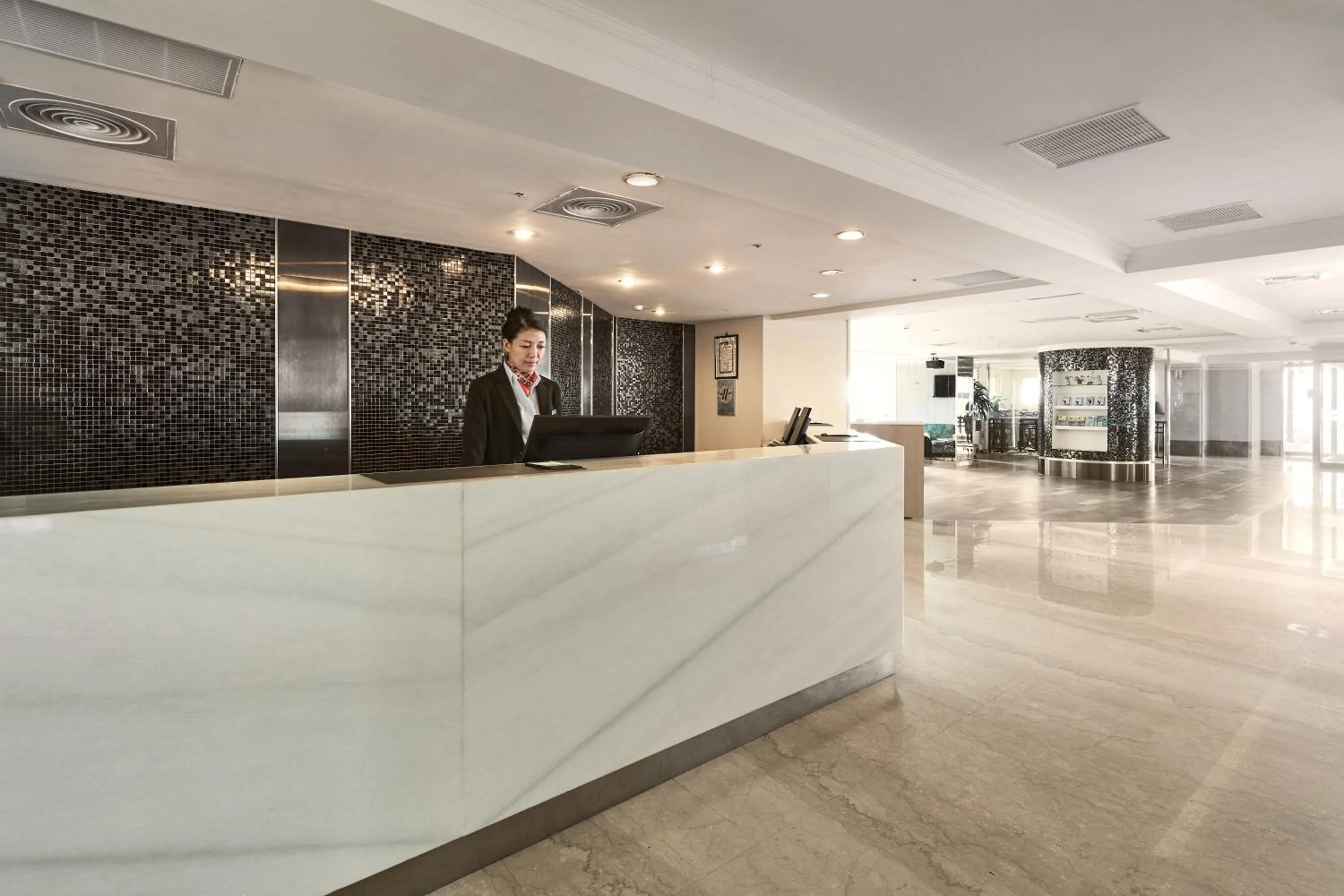 On site in Beach Resort Green Bay