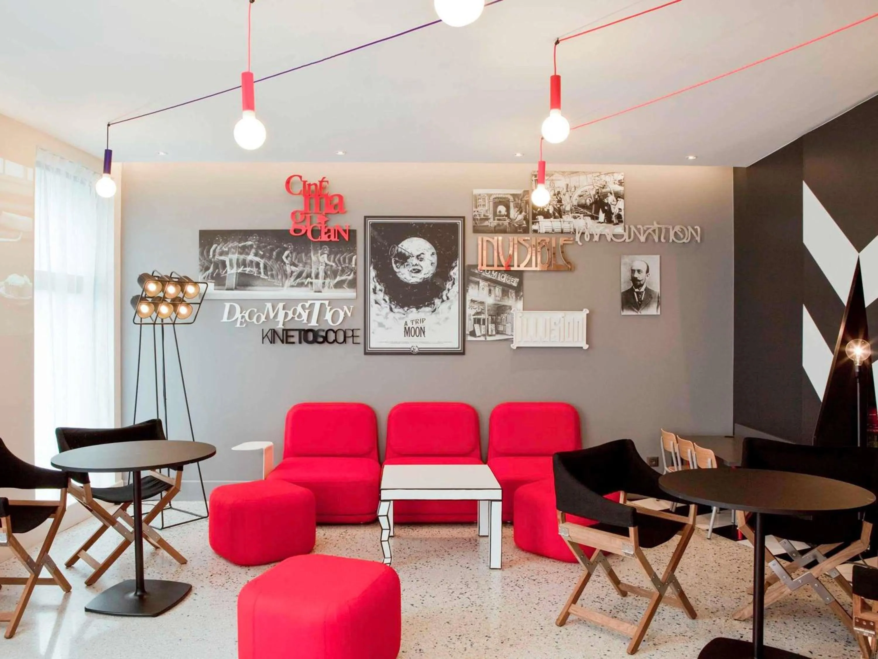 Lounge or bar in ibis Styles Paris Mairie de Montreuil