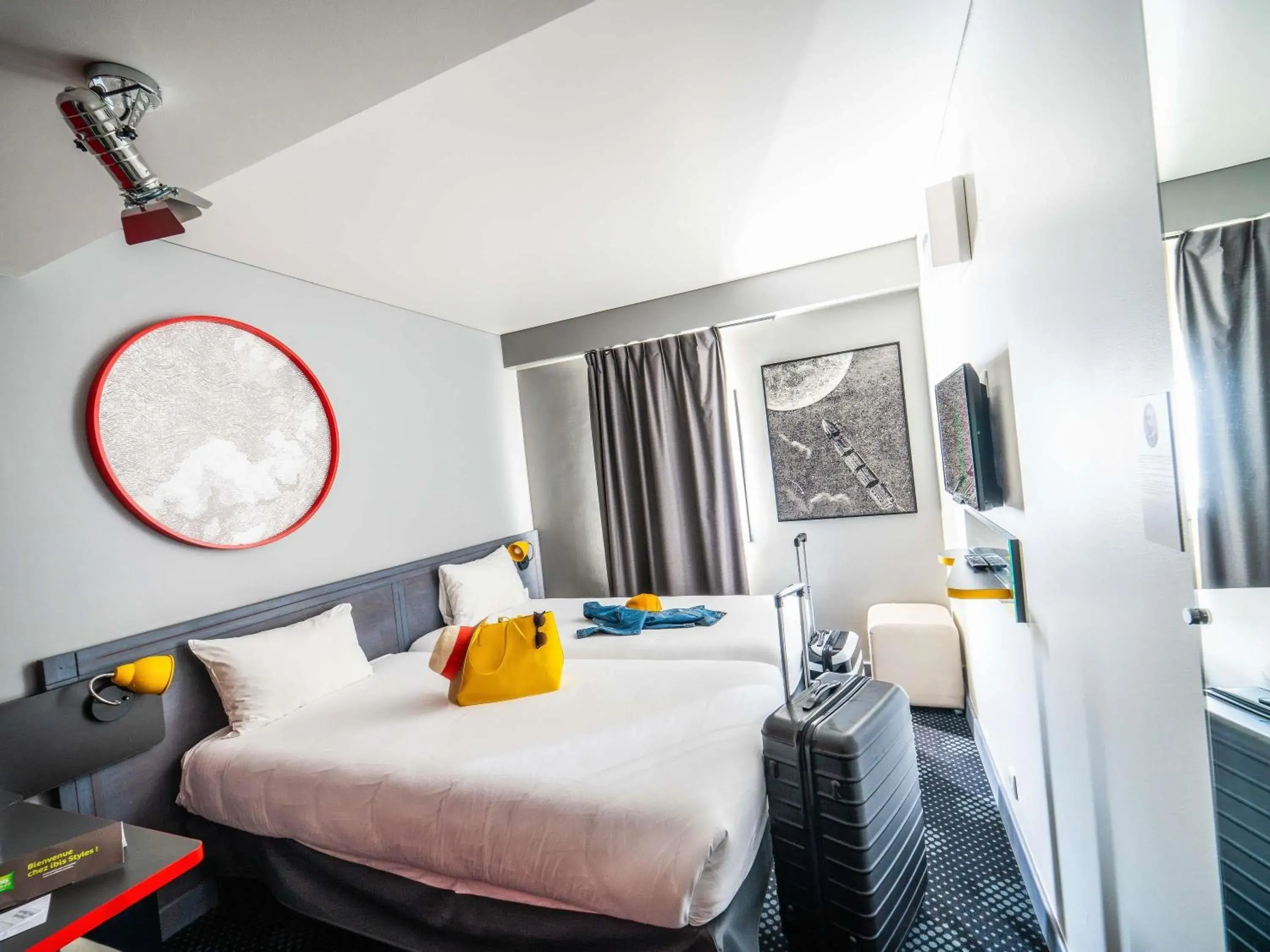 Bedroom, Bed in ibis Styles Paris Mairie de Montreuil Bedroom, Bed in ibis Styles Paris Mairie de Montreuil