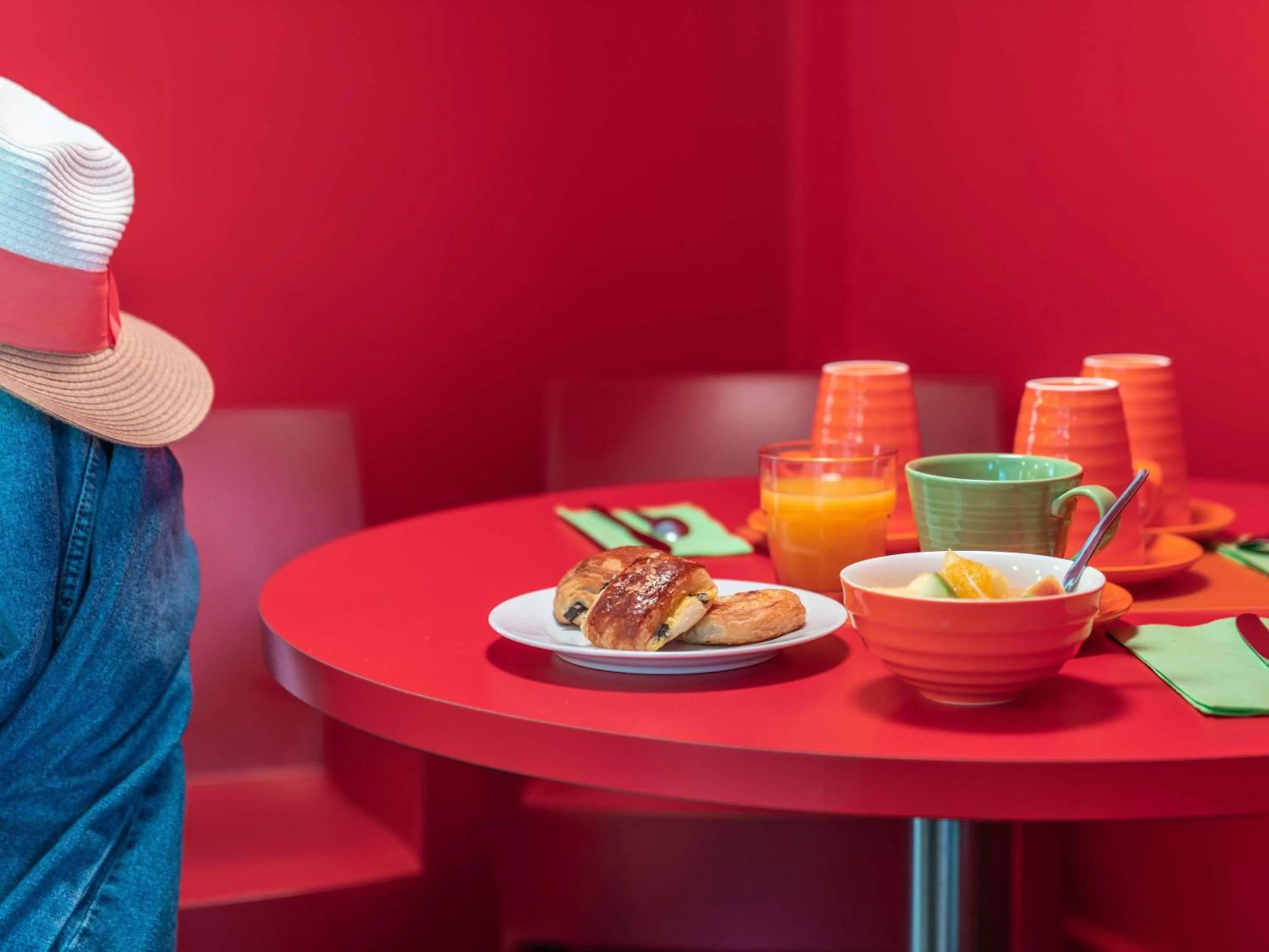 Breakfast in ibis Styles Paris Mairie de Montreuil