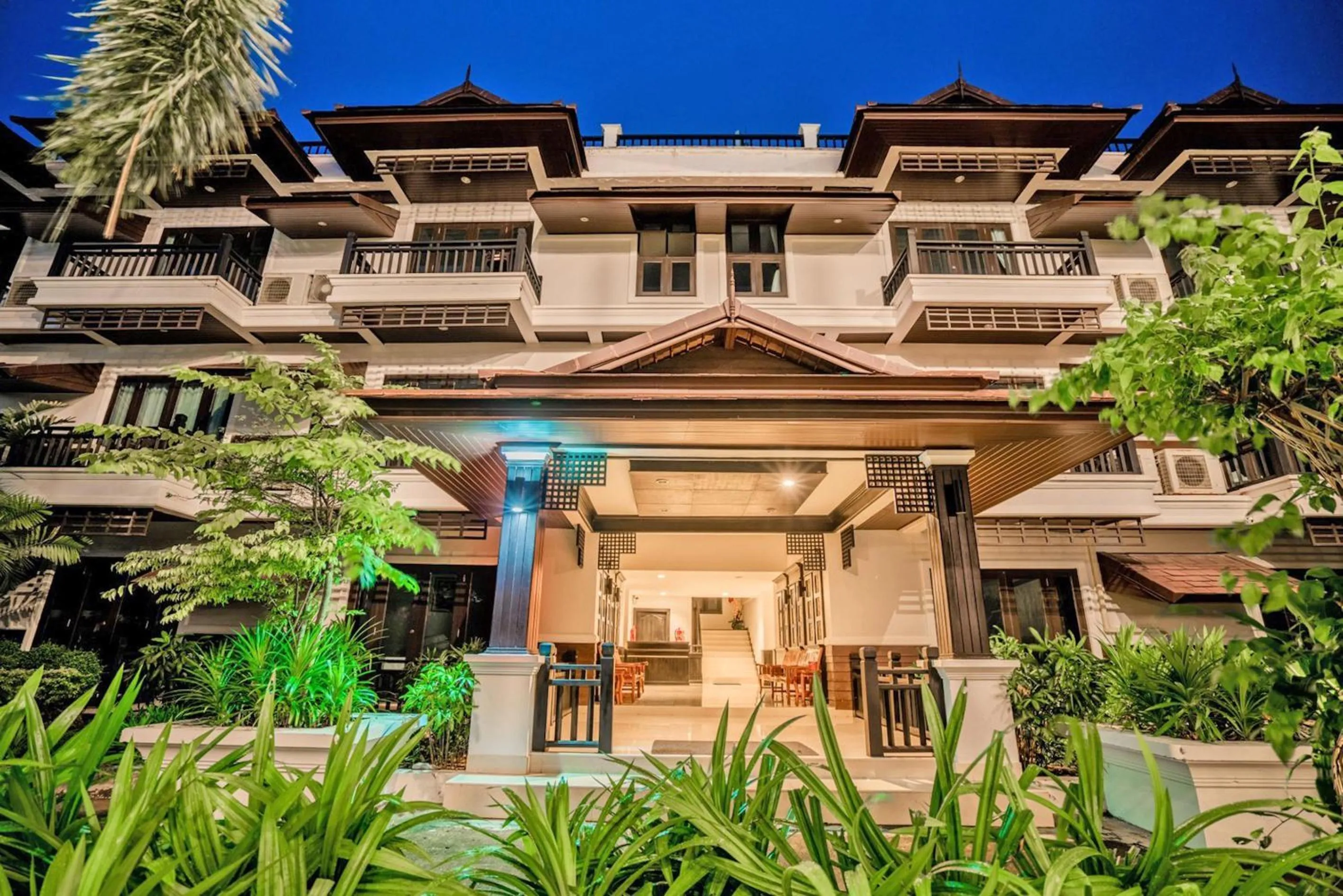 Property building in Phi Phi Andaman Legacy Resort