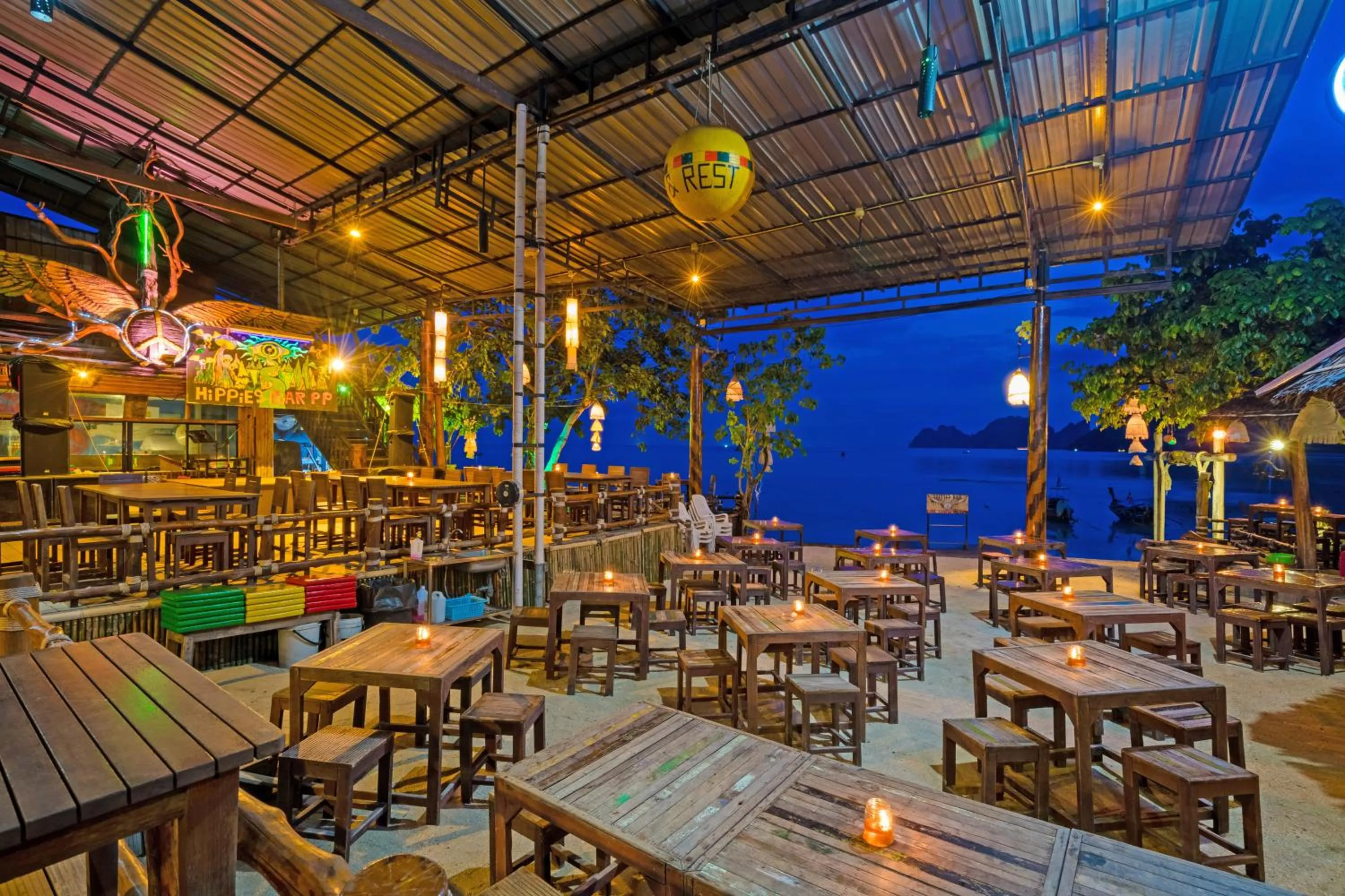 Restaurant/places to eat in Phi Phi Andaman Legacy Resort