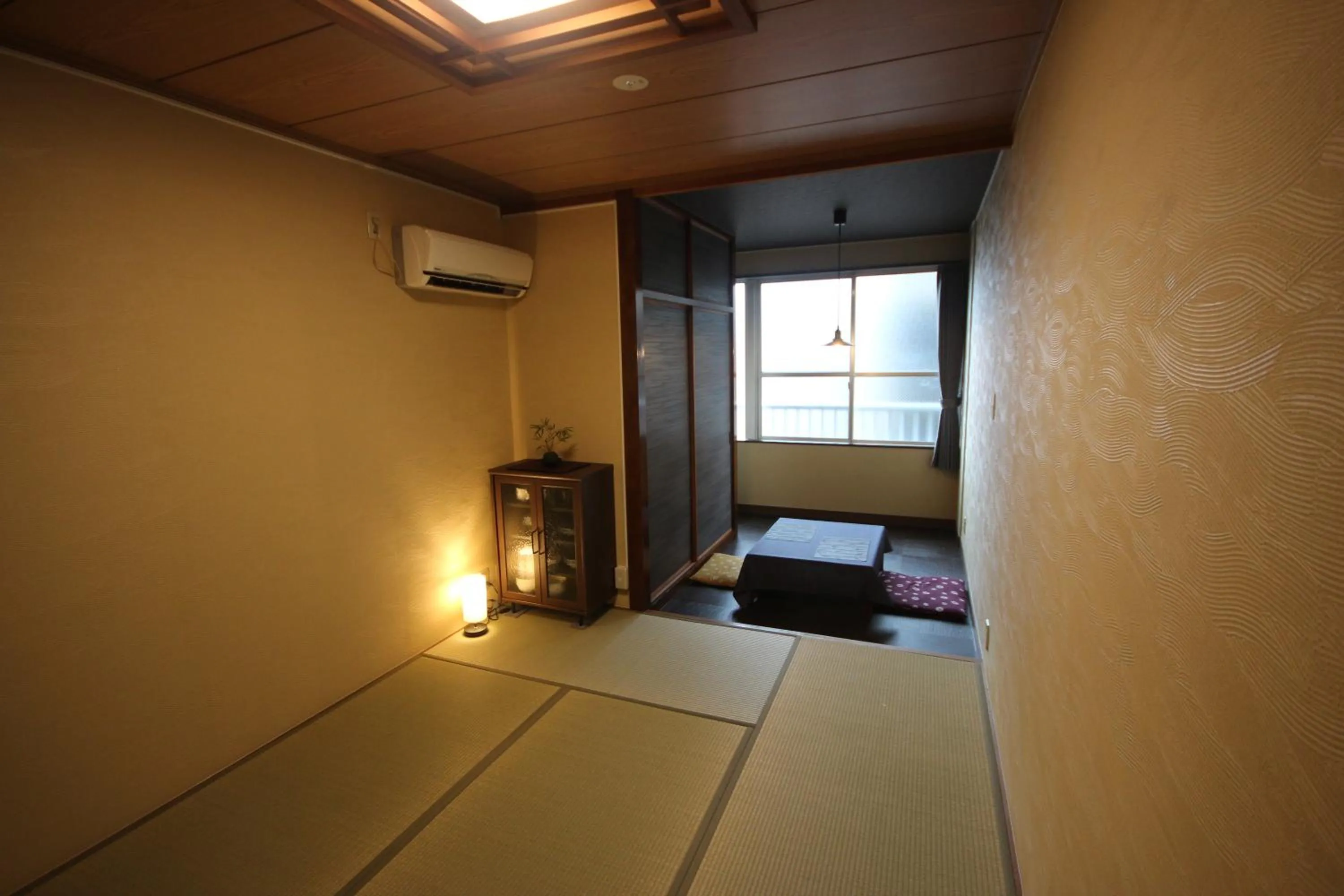 Photo of the whole room, Bed in Vacational Rental Sunny Heights