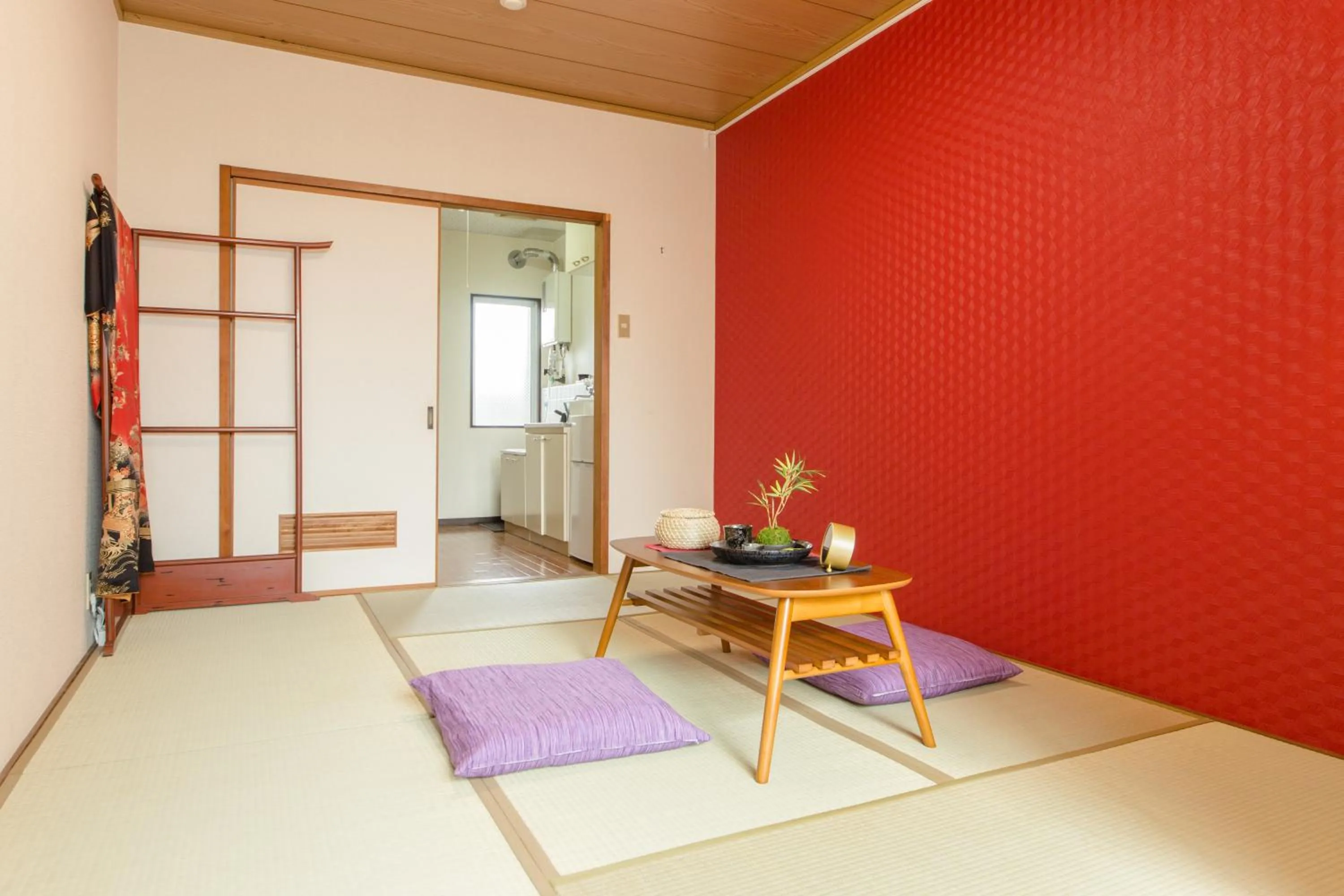 Living room, Bed in Vacational Rental Sunny Heights