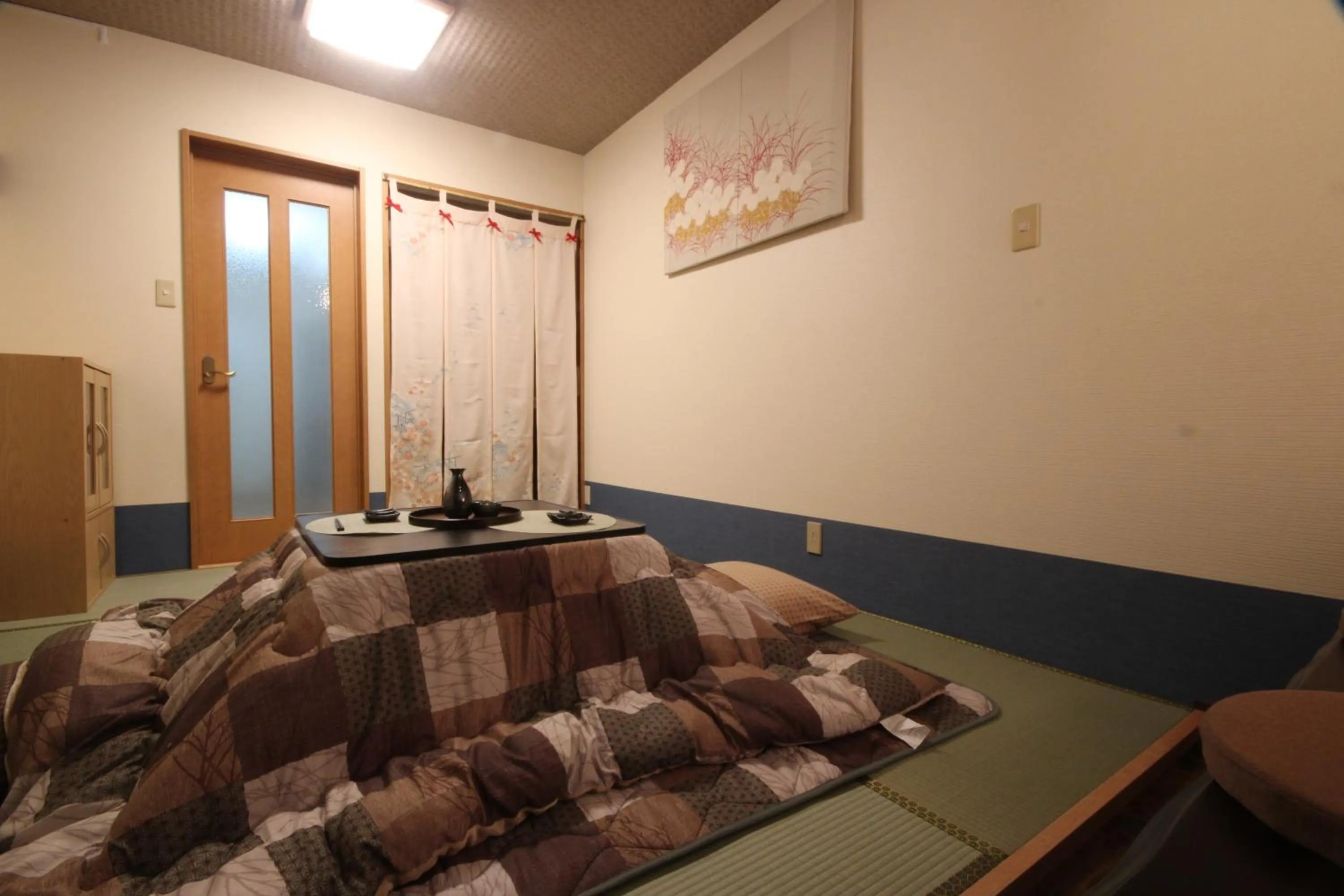 Photo of the whole room, Bed in Vacational Rental Sunny Heights