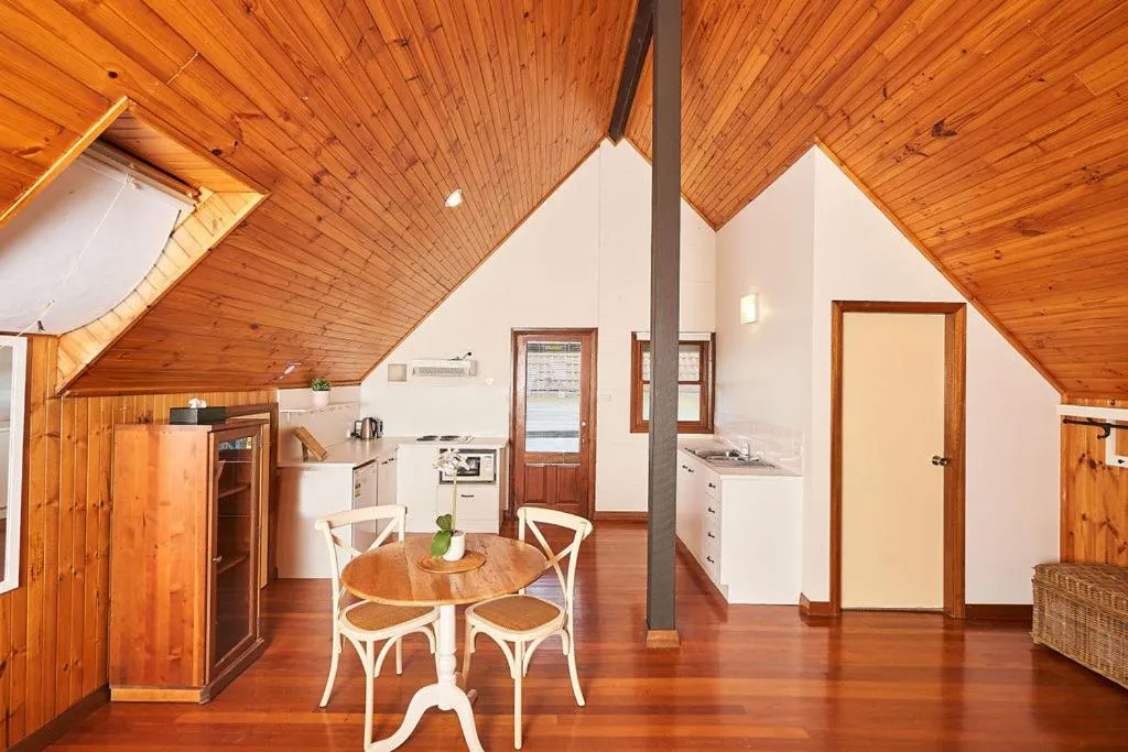 Kitchen or kitchenette in Wandin Valley Estate