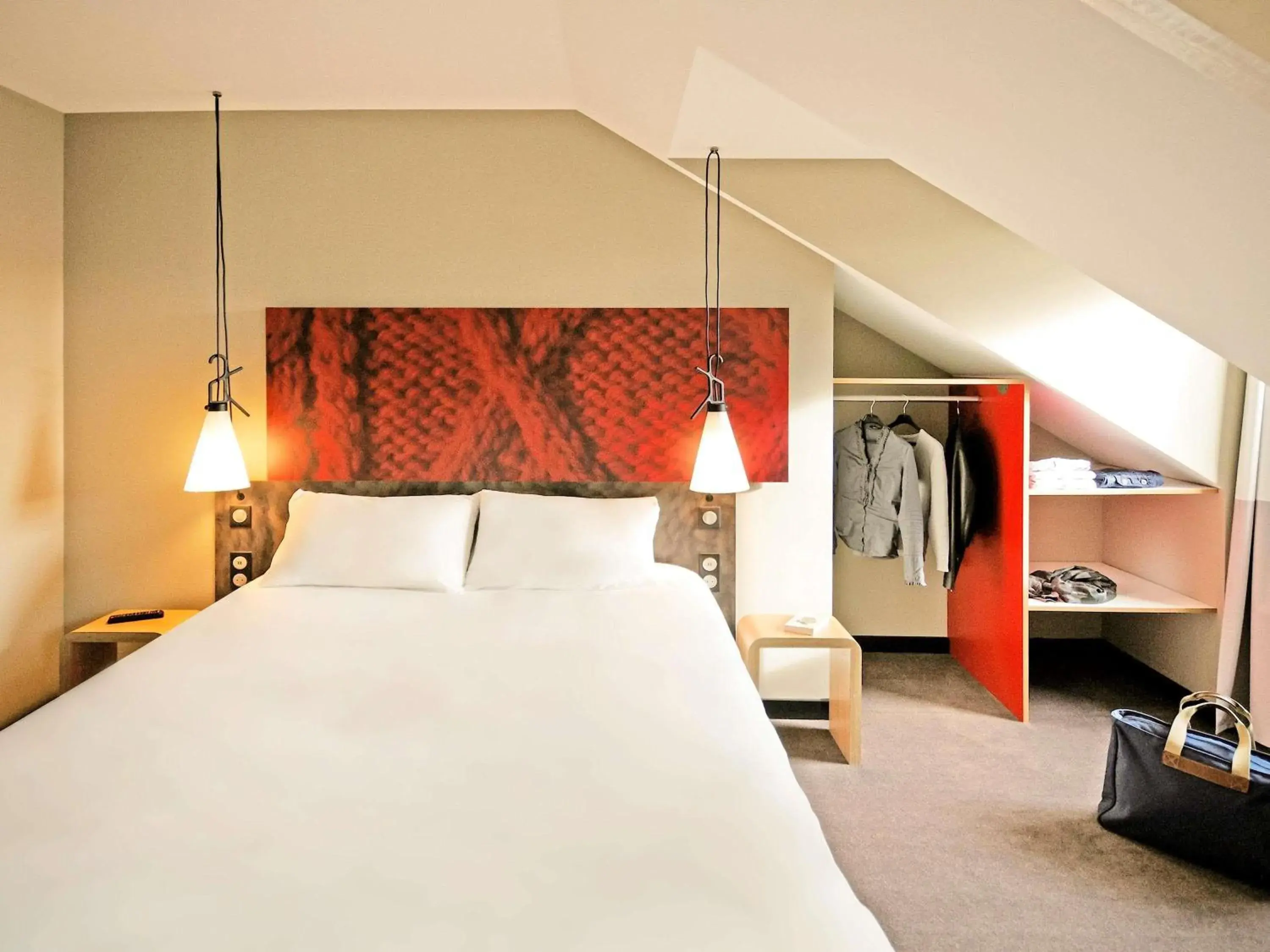 Bedroom, Bed in ibis Maisons Laffitte Bedroom, Bed in ibis Maisons Laffitte