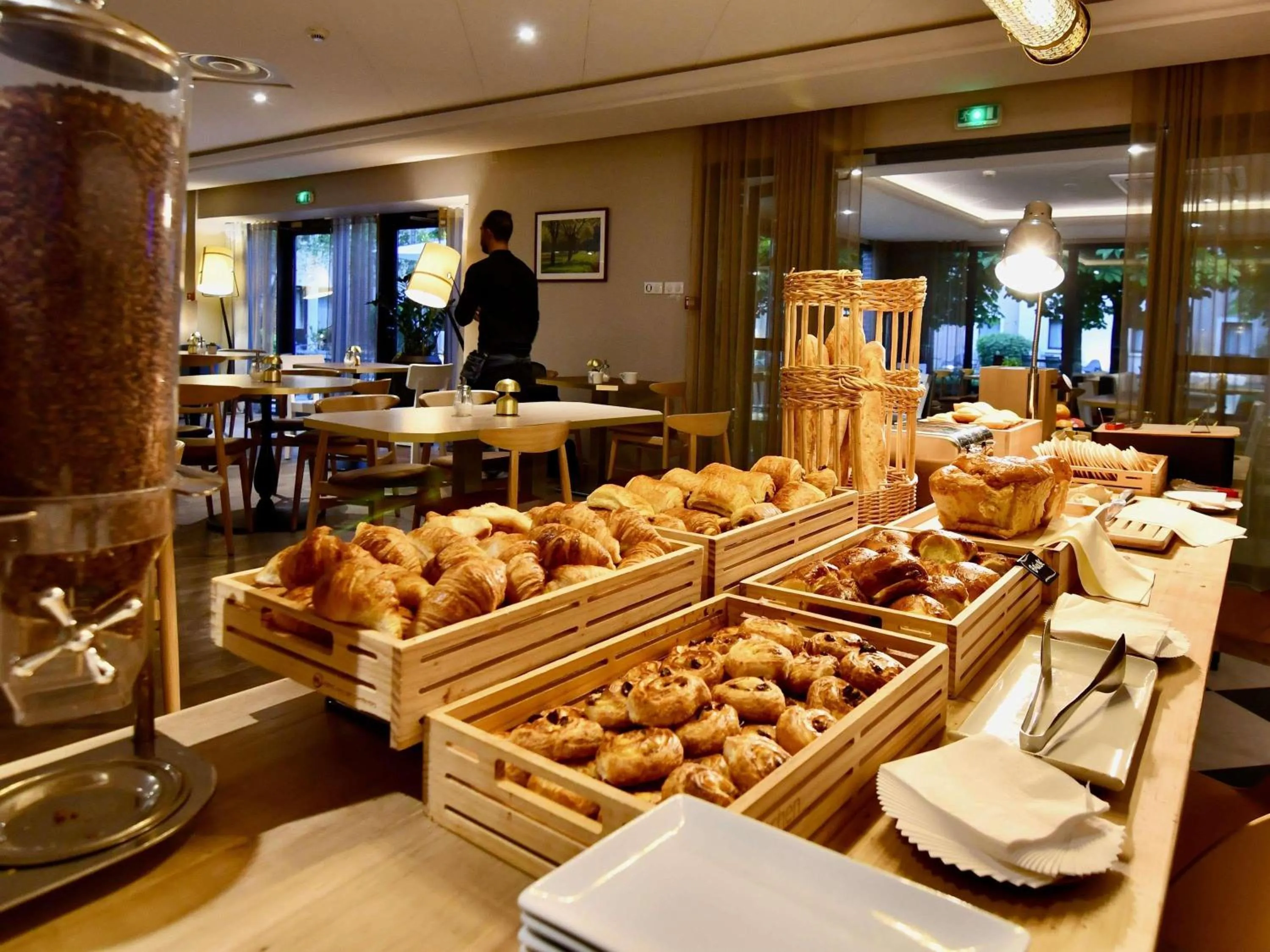 Breakfast in ibis Maisons Laffitte