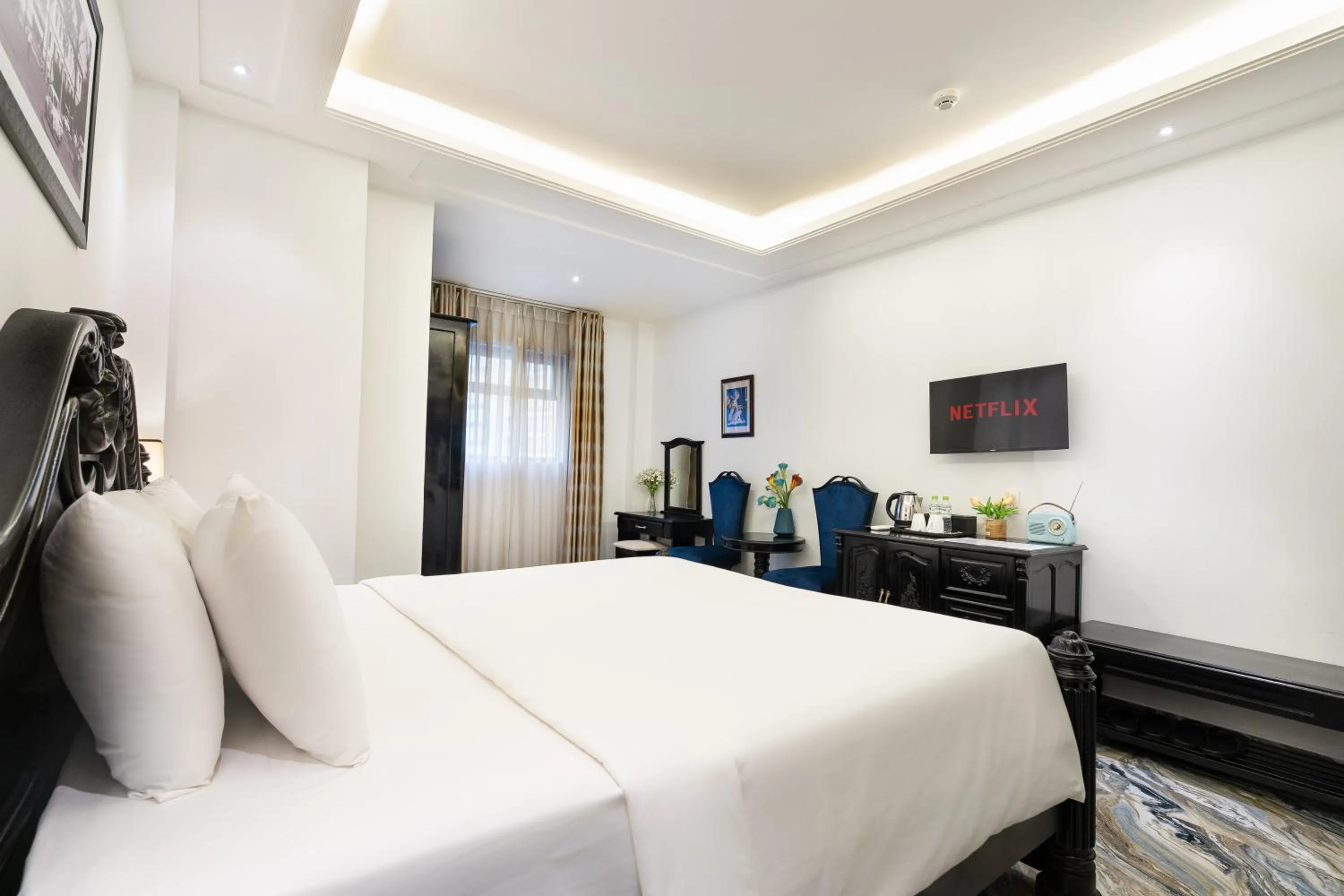 TV and multimedia in Nicecy Saigon Hotel