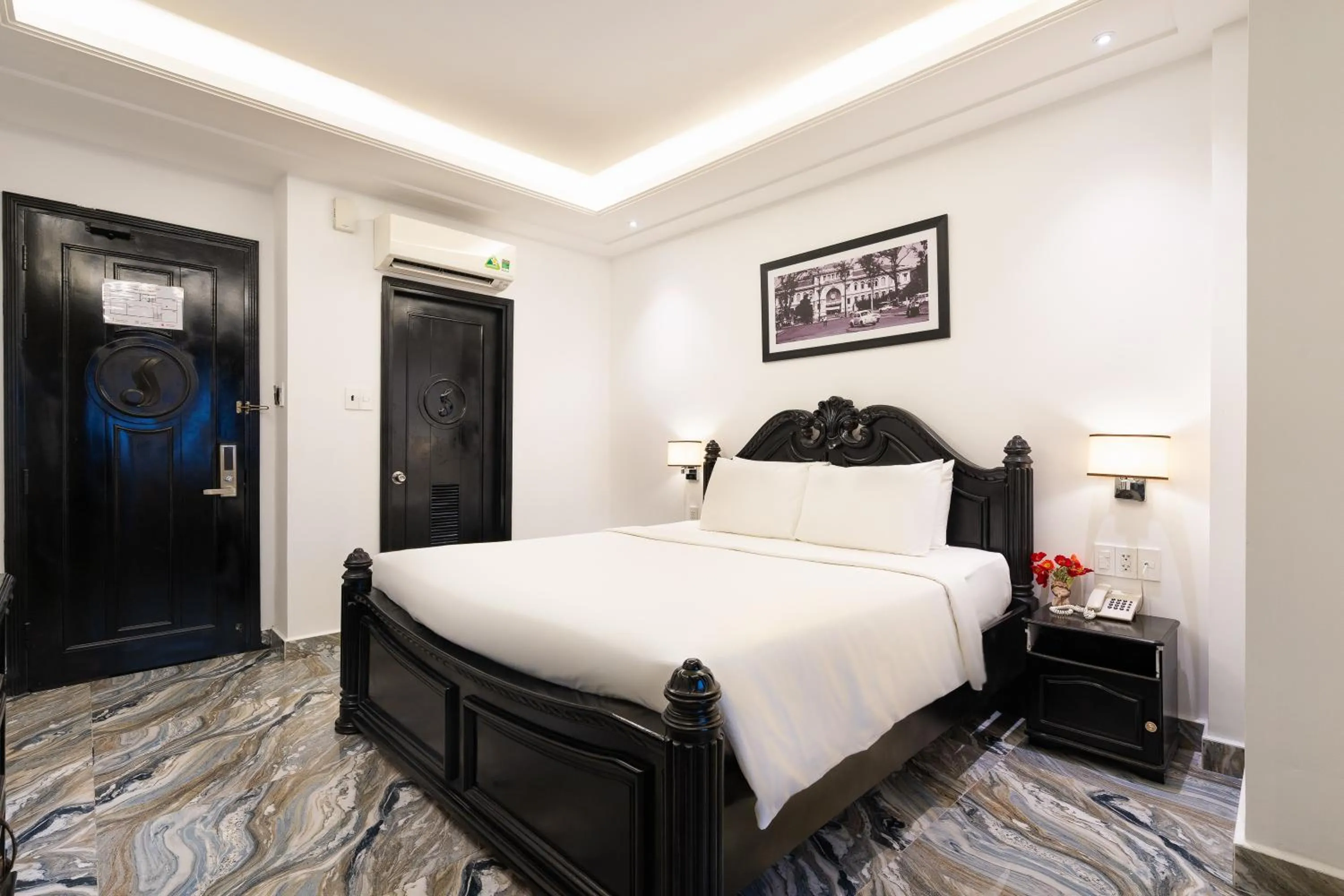 Bed in Nicecy Saigon Hotel