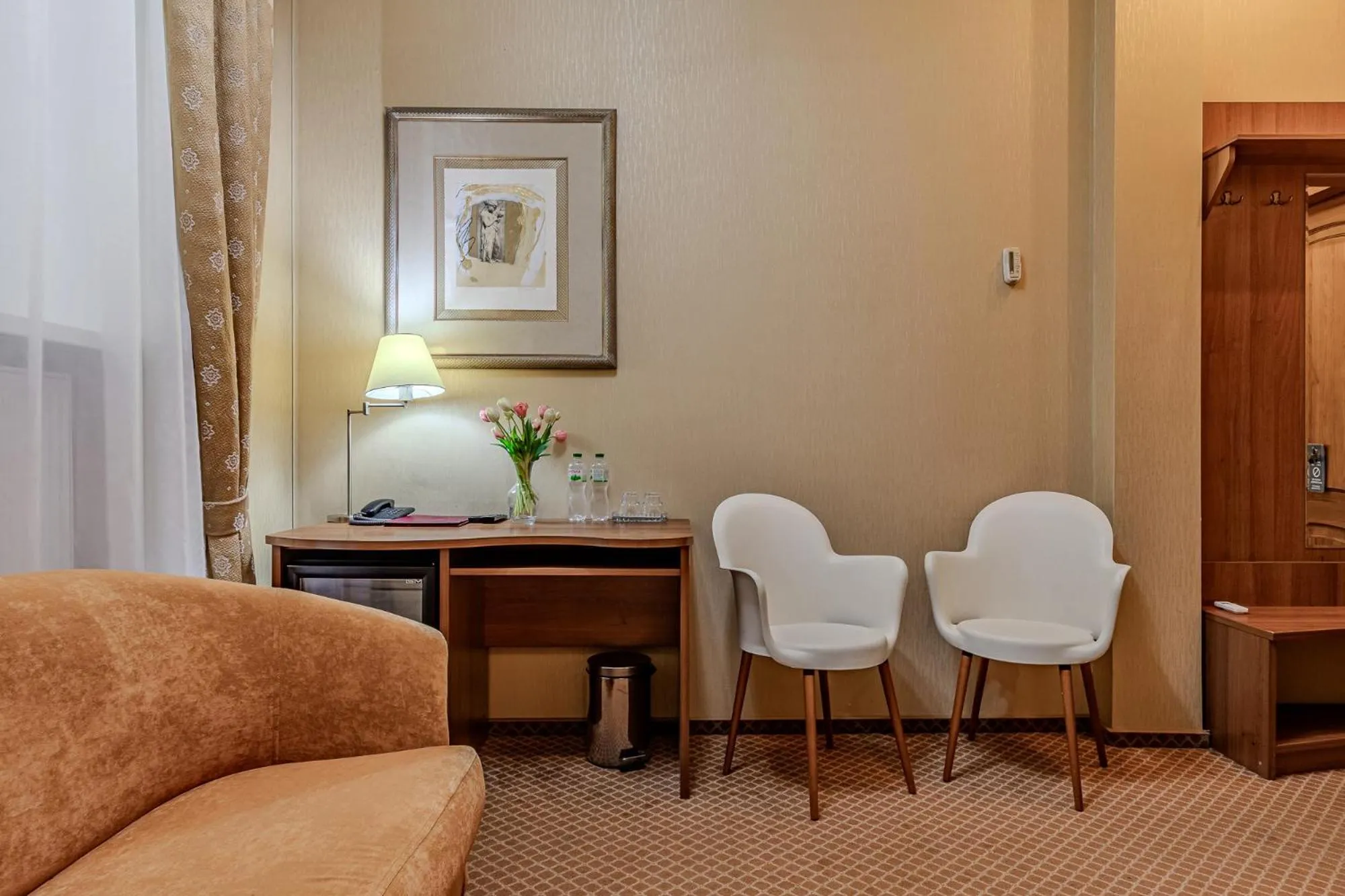 Gallery Hotel Gintama Apgrade