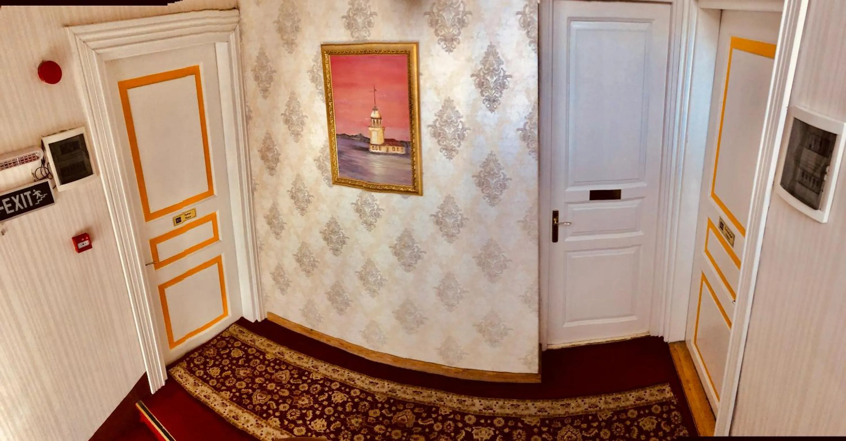 Property building in Le Safran Suite Hotel