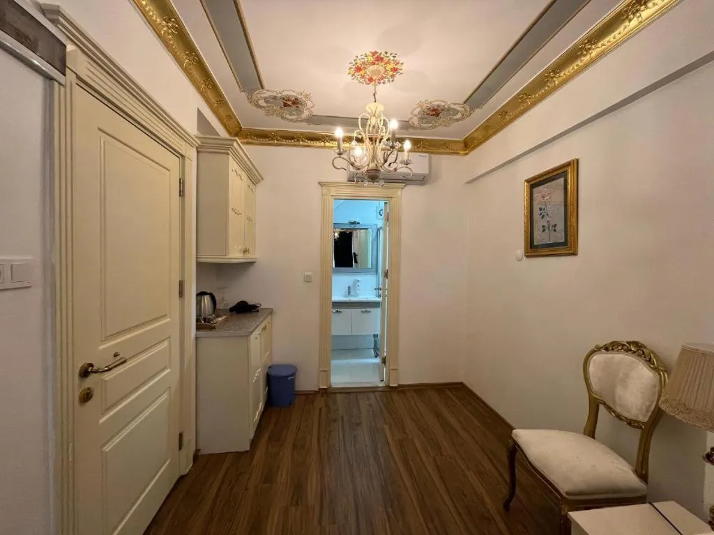 Le Safran Suite Hotel