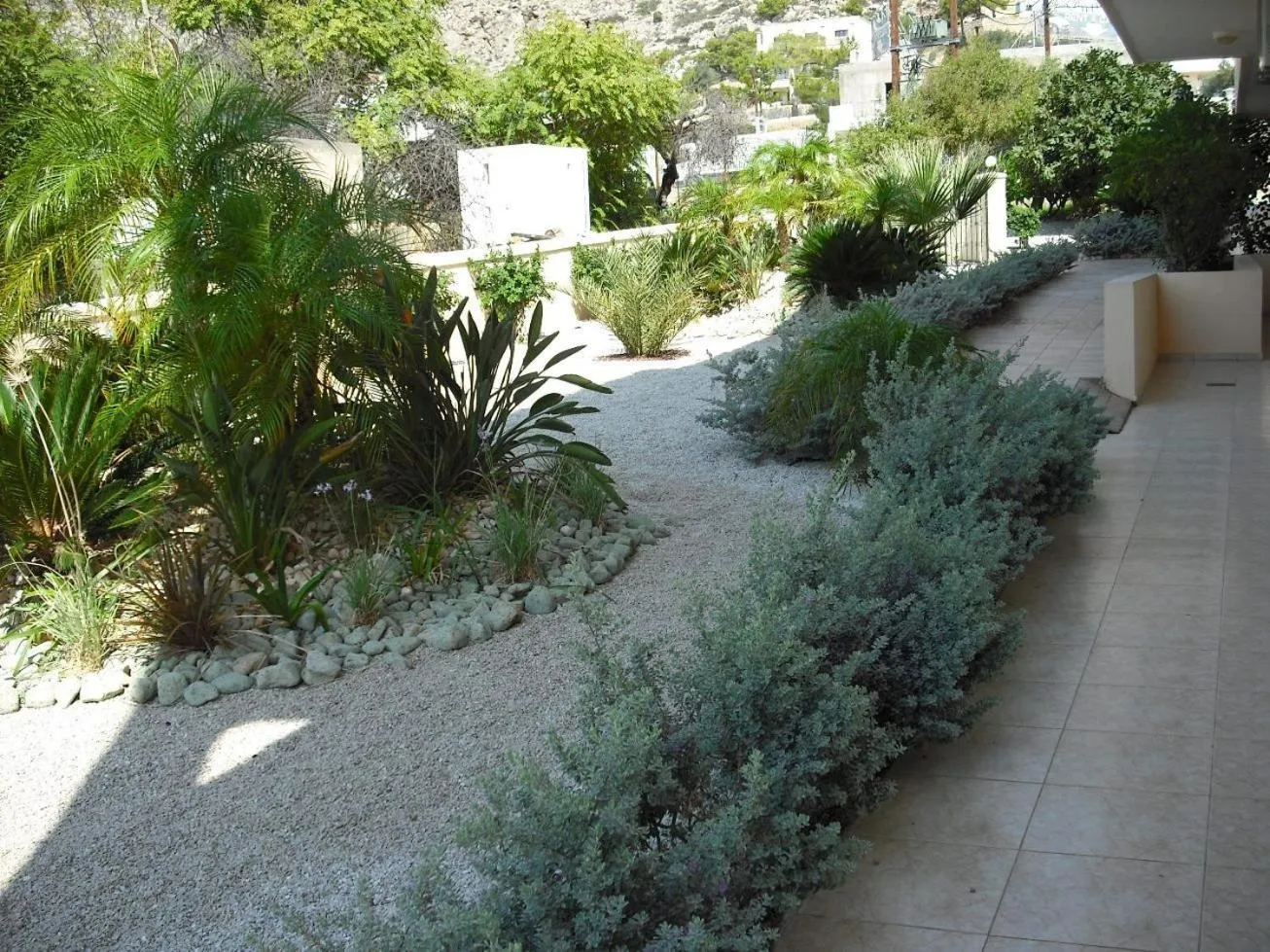 Garden in Summer Memories Aparthotel