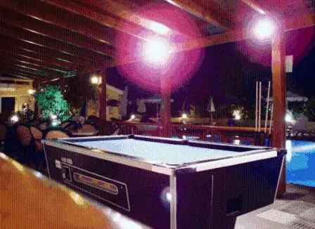 Billiard in Summer Memories Aparthotel
