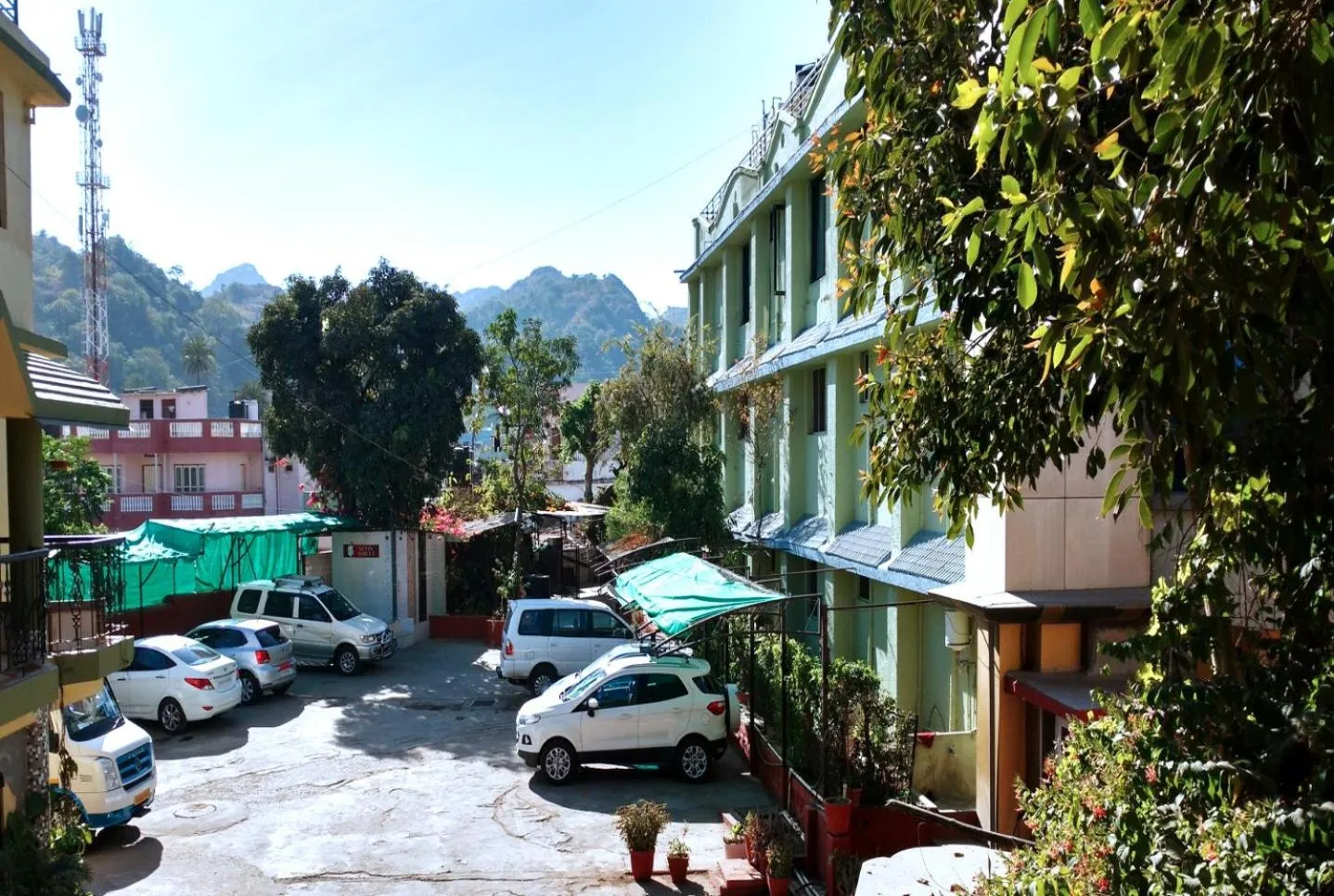 Area and facilities in Hotel Saraswati