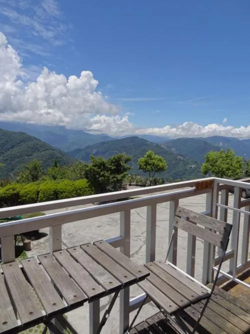 Spring in Shan Shui-Yuan Vege Guest House