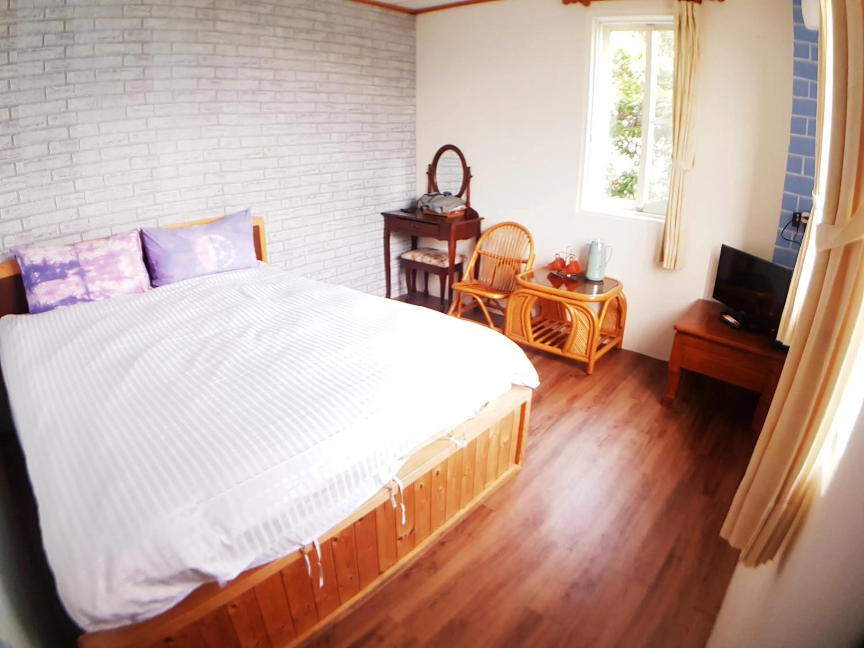 Bed in Shan Shui-Yuan Vege Guest House