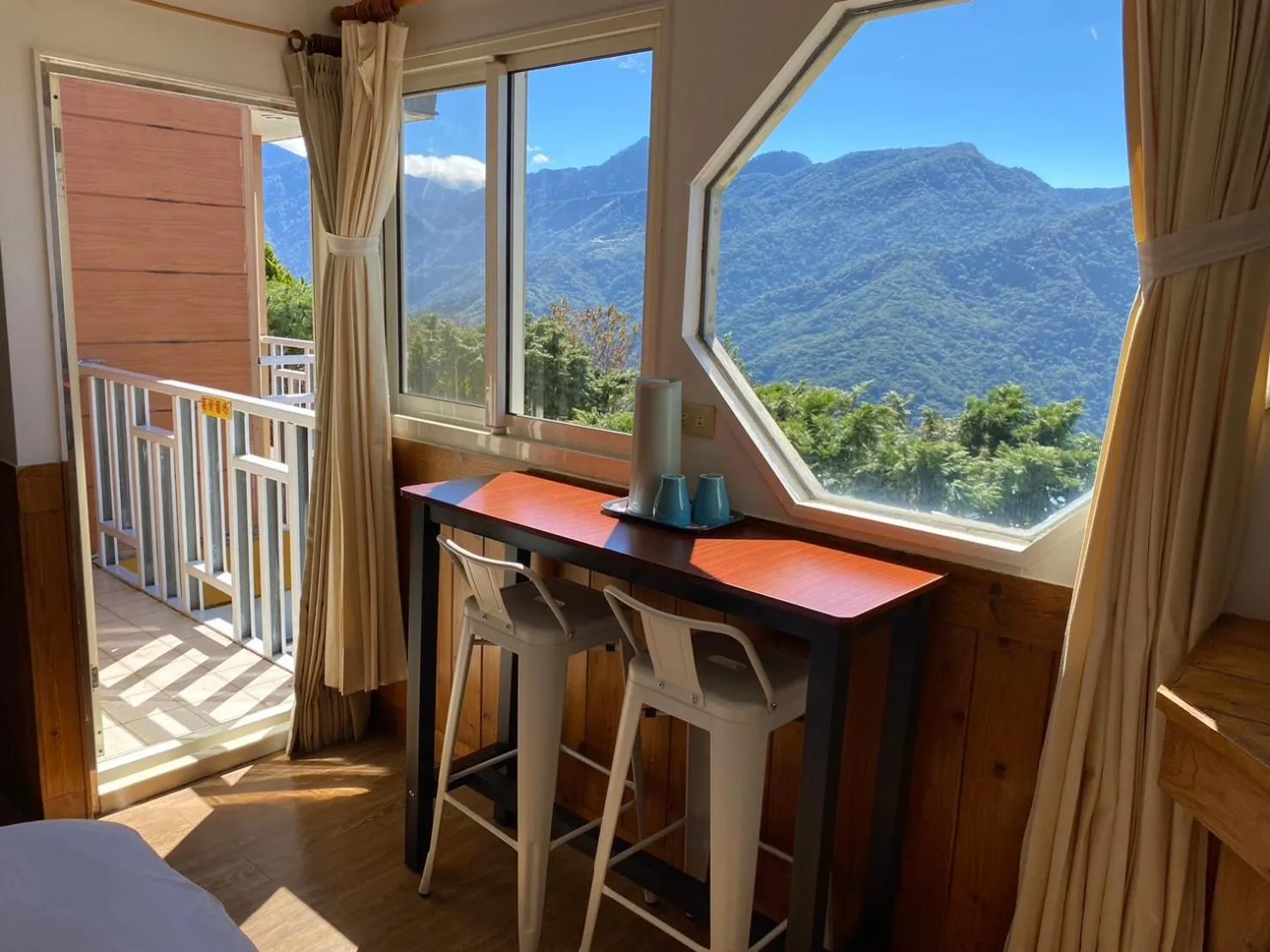 Shan Shui-Yuan Vege Guest House