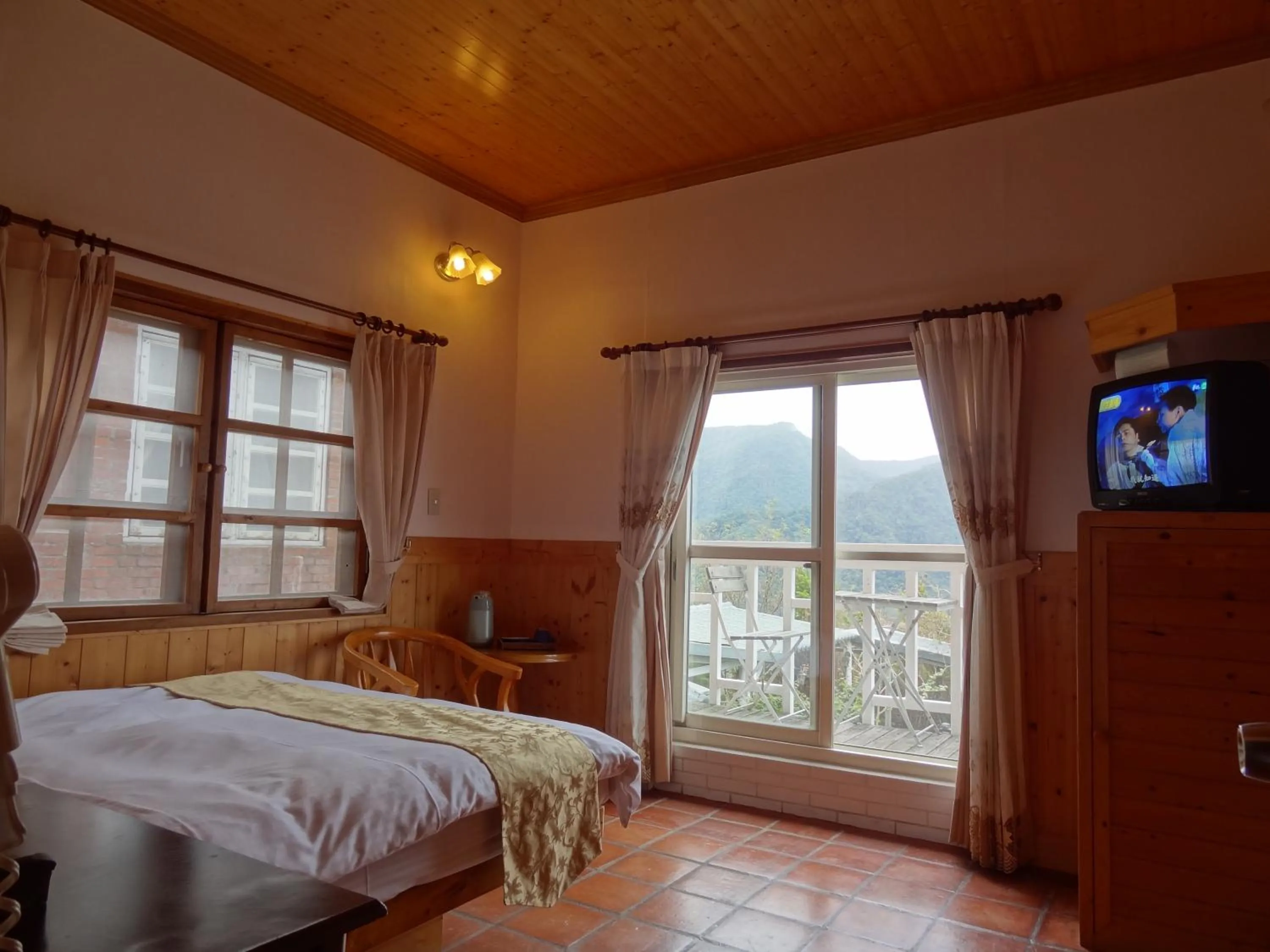 bunk bed, Bed in Shan Shui-Yuan Vege Guest House