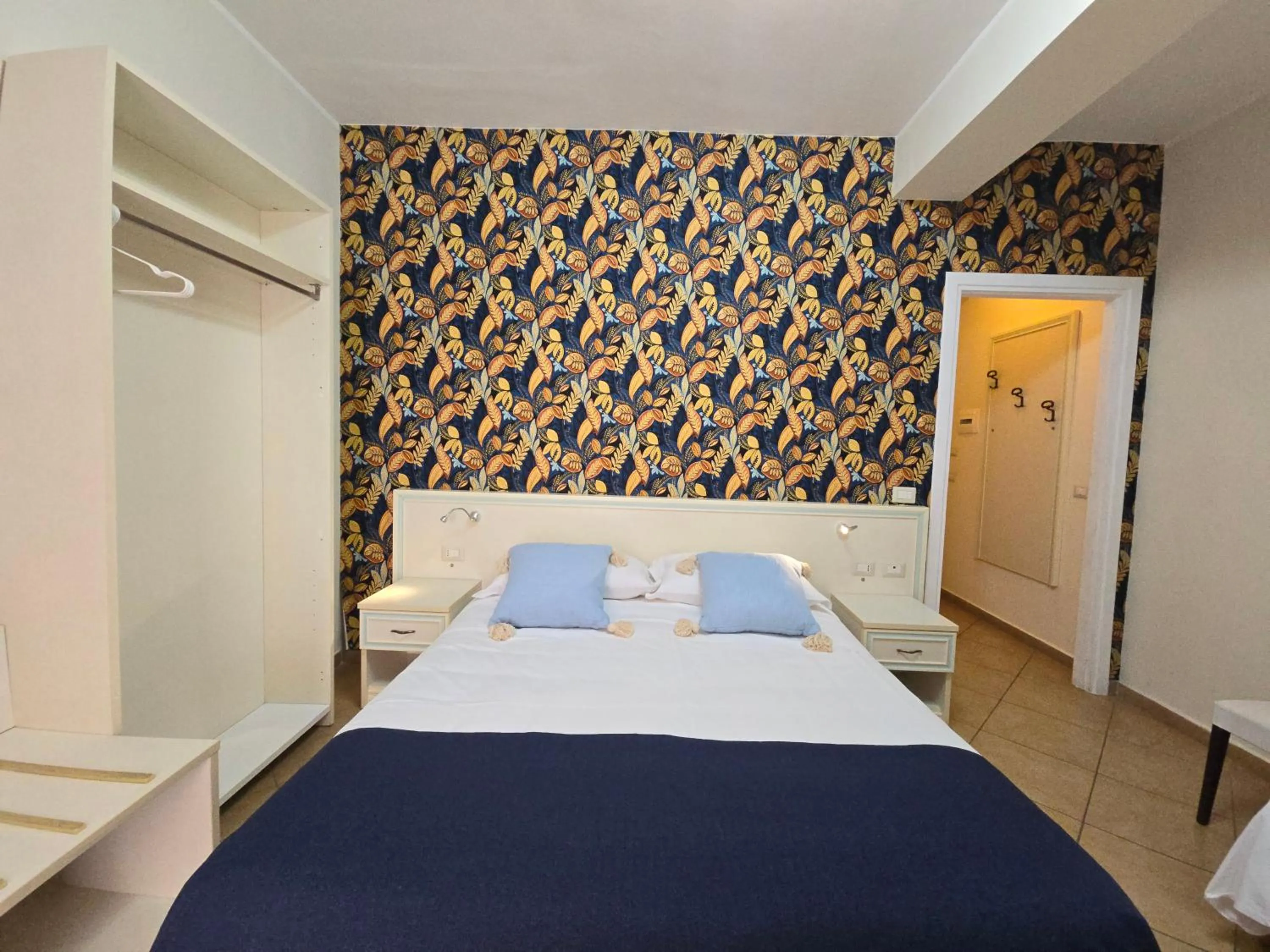 Bedroom, Bed in Kalaskiso'