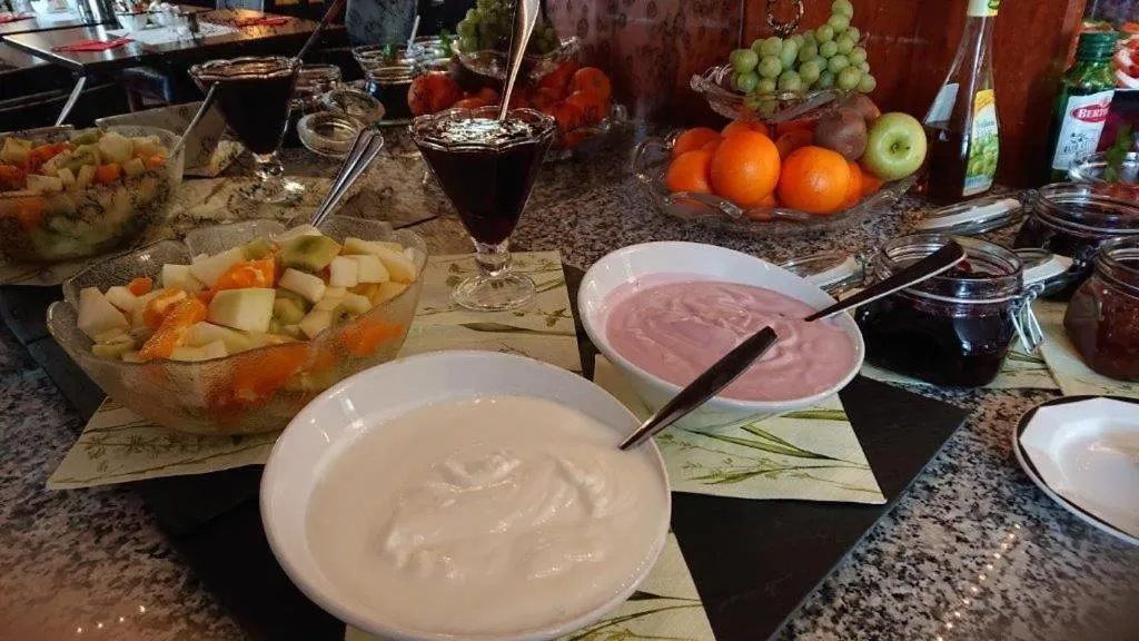 Food and drinks in Sax Imperial